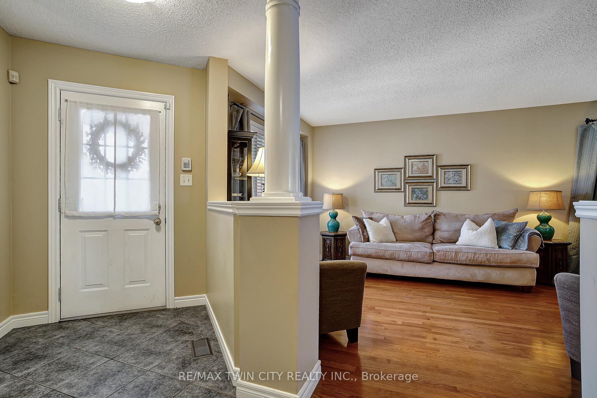 Photo 6 of 24 Bluewater Drive, Cambridge — HOMEH