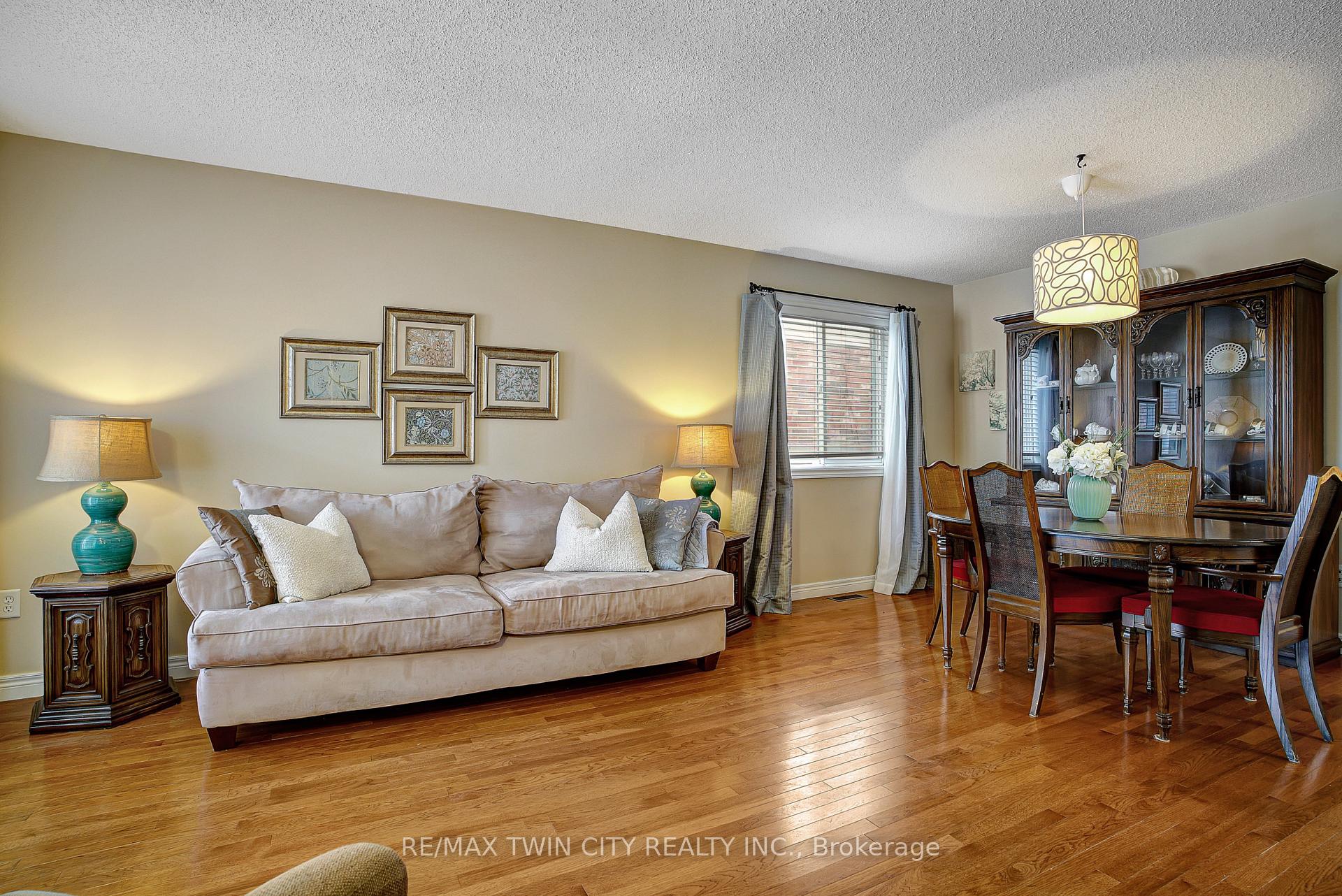 Photo 2 of 24 Bluewater Drive, Cambridge — HOMEH