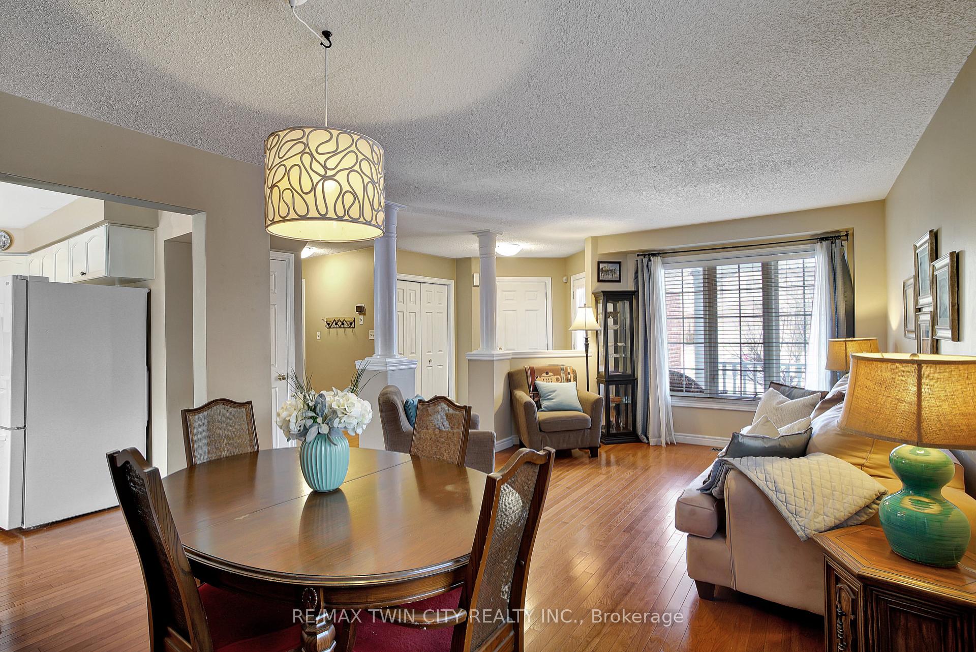 Photo 3 of 24 Bluewater Drive, Cambridge — HOMEH