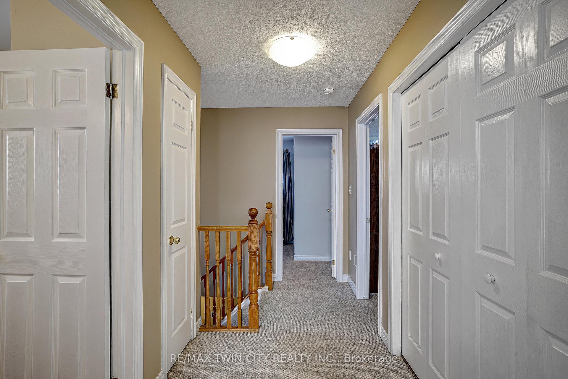Photo 17 of 24 Bluewater Drive, Cambridge — HOMEH