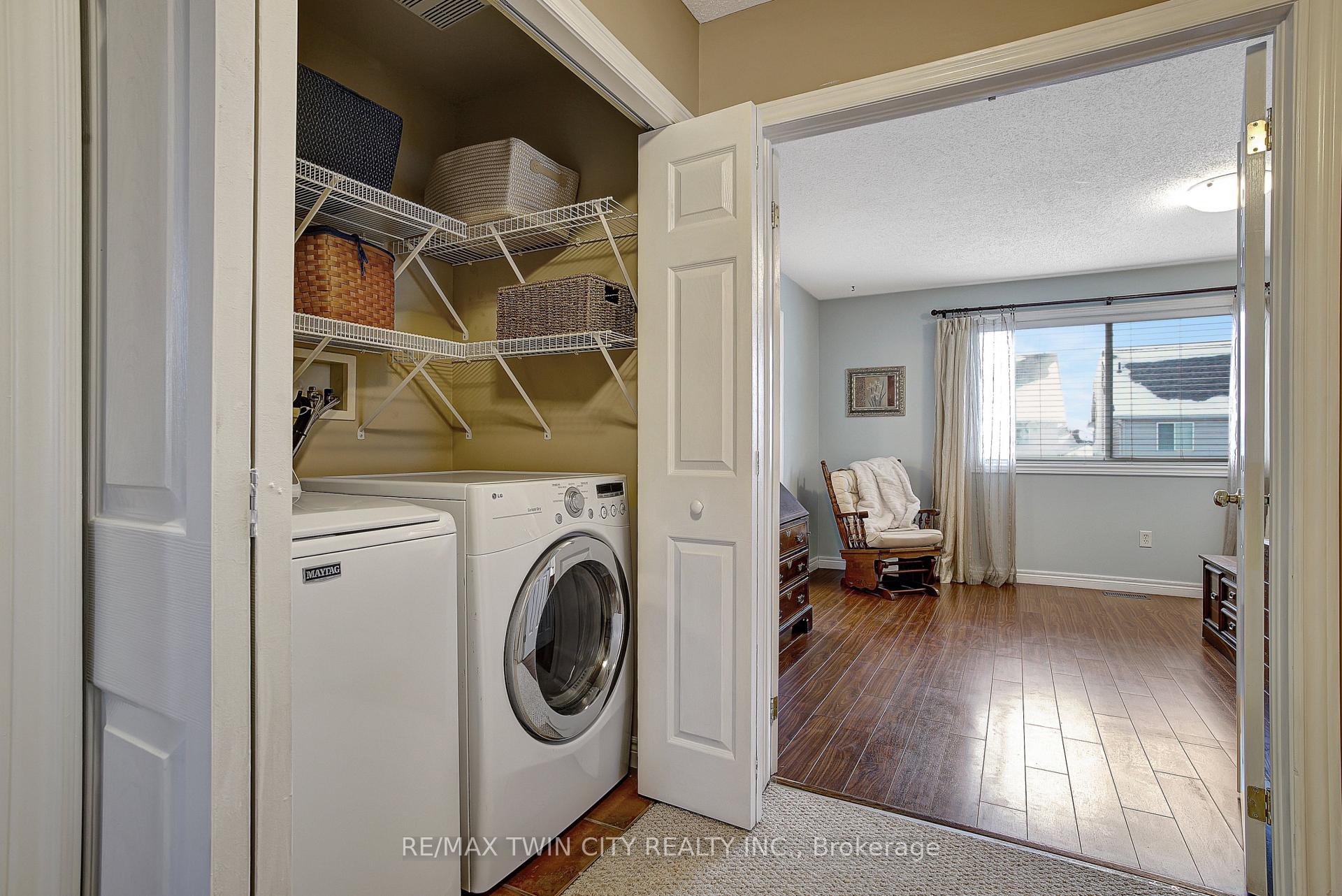 Photo 19 of 24 Bluewater Drive, Cambridge — HOMEH