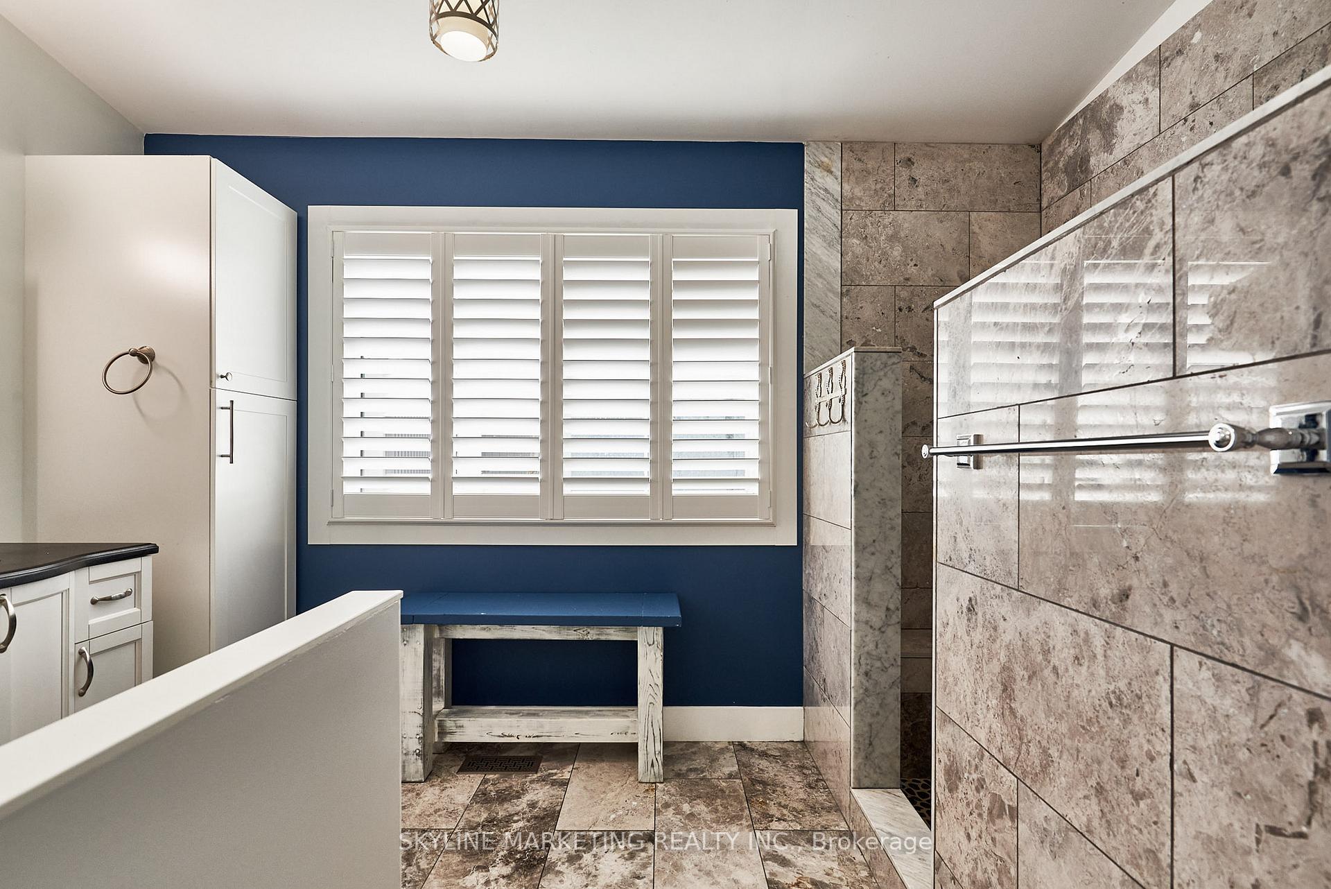 Photo 32 of 123 Cedar Crest Beach Road, Clarington, Bowmanville — HOMEH