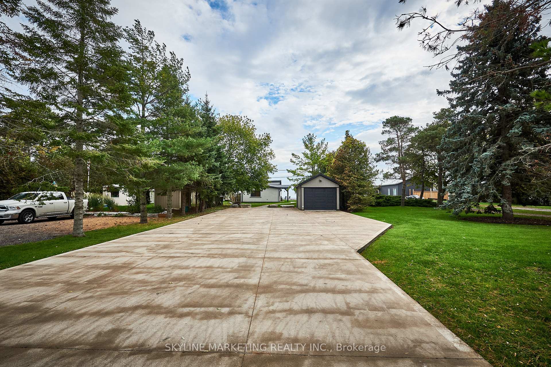 Photo 40 of 123 Cedar Crest Beach Road, Clarington, Bowmanville — HOMEH