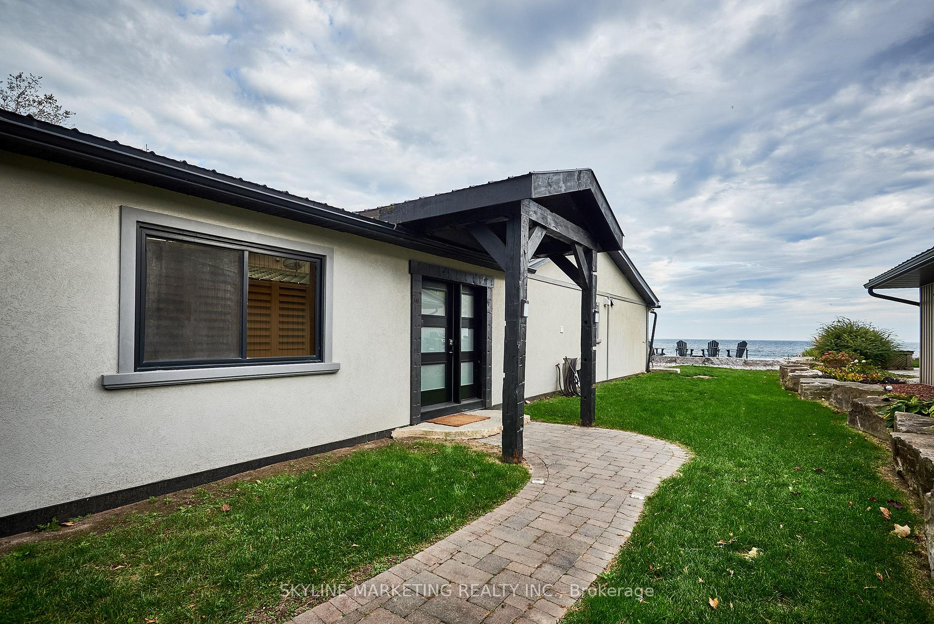 Photo 37 of 123 Cedar Crest Beach Road, Clarington, Bowmanville — HOMEH