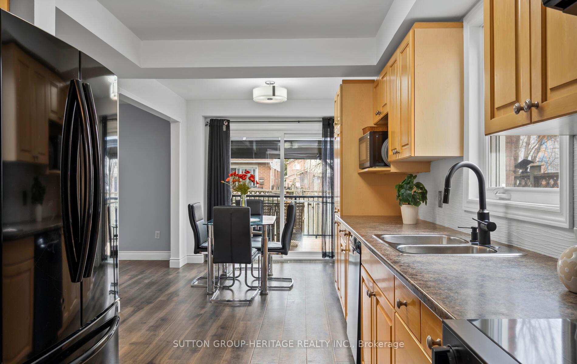 Photo 10 of 143 Angus Drive W, Ajax, Central — HOMEH