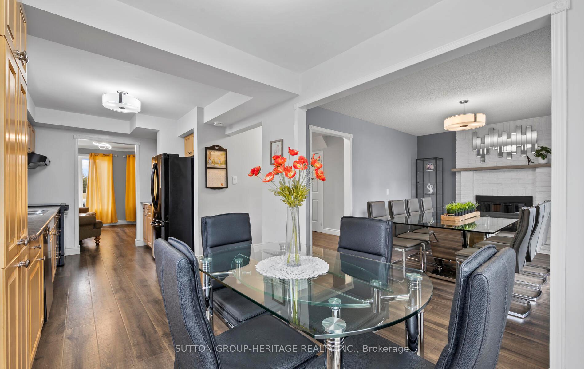 Photo 6 of 143 Angus Drive W, Ajax, Central — HOMEH