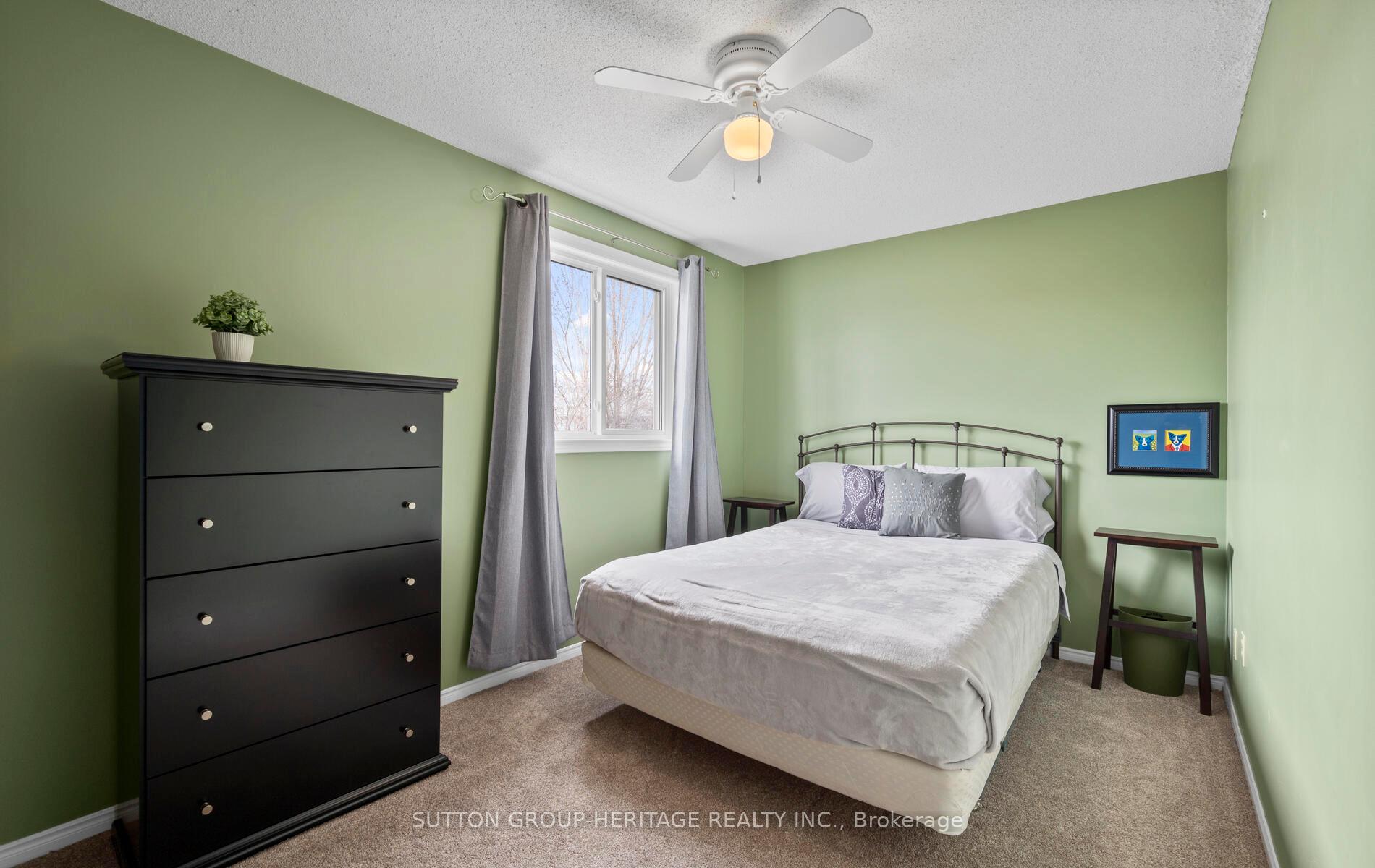 Photo 18 of 143 Angus Drive W, Ajax, Central — HOMEH