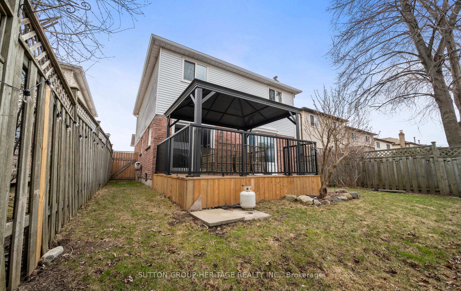 Photo 23 of 143 Angus Drive W, Ajax, Central — HOMEH