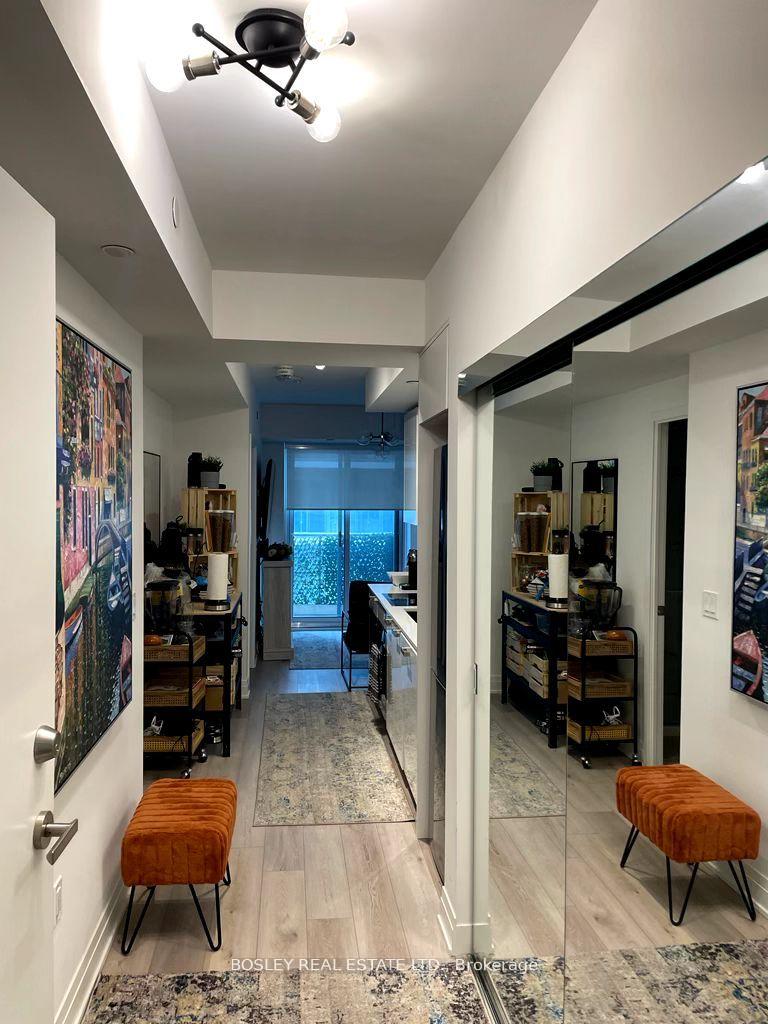 Front of Unit 3115, 195 Redpath Avenue