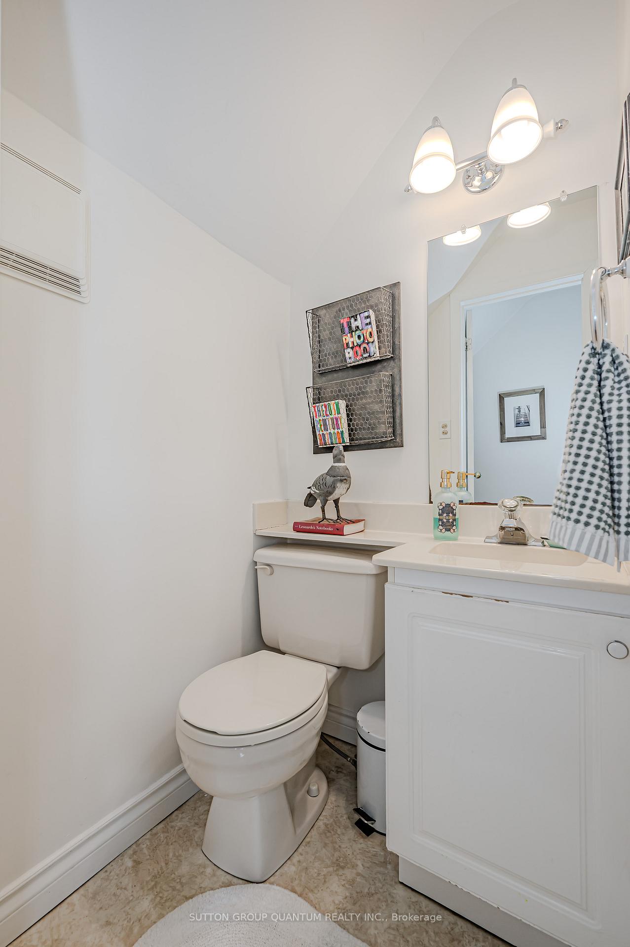 Photo 20 of 15 Mayfair Avenue, Hamilton, Dundas — HOMEH