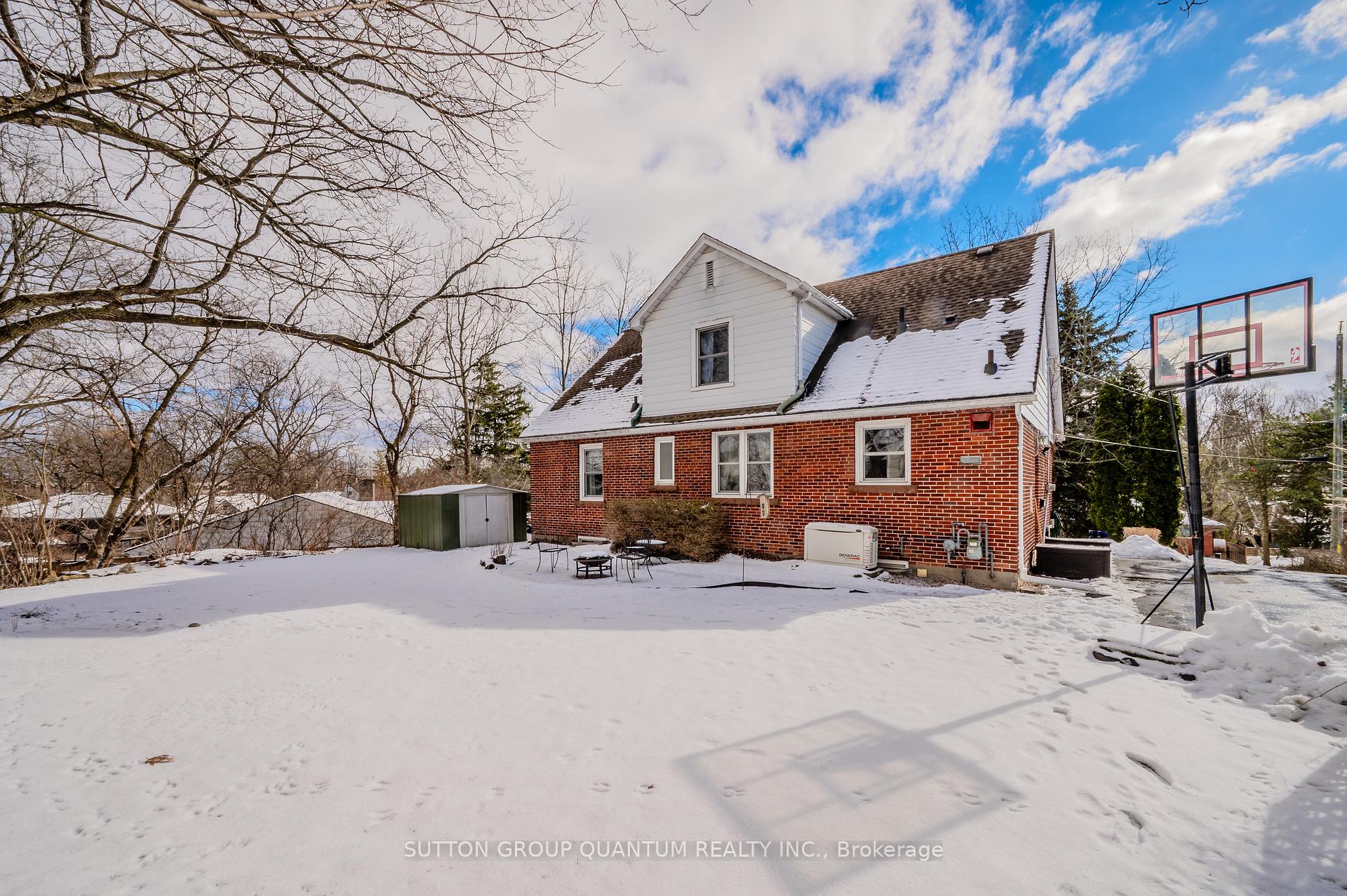 Photo 29 of 15 Mayfair Avenue, Hamilton, Dundas — HOMEH
