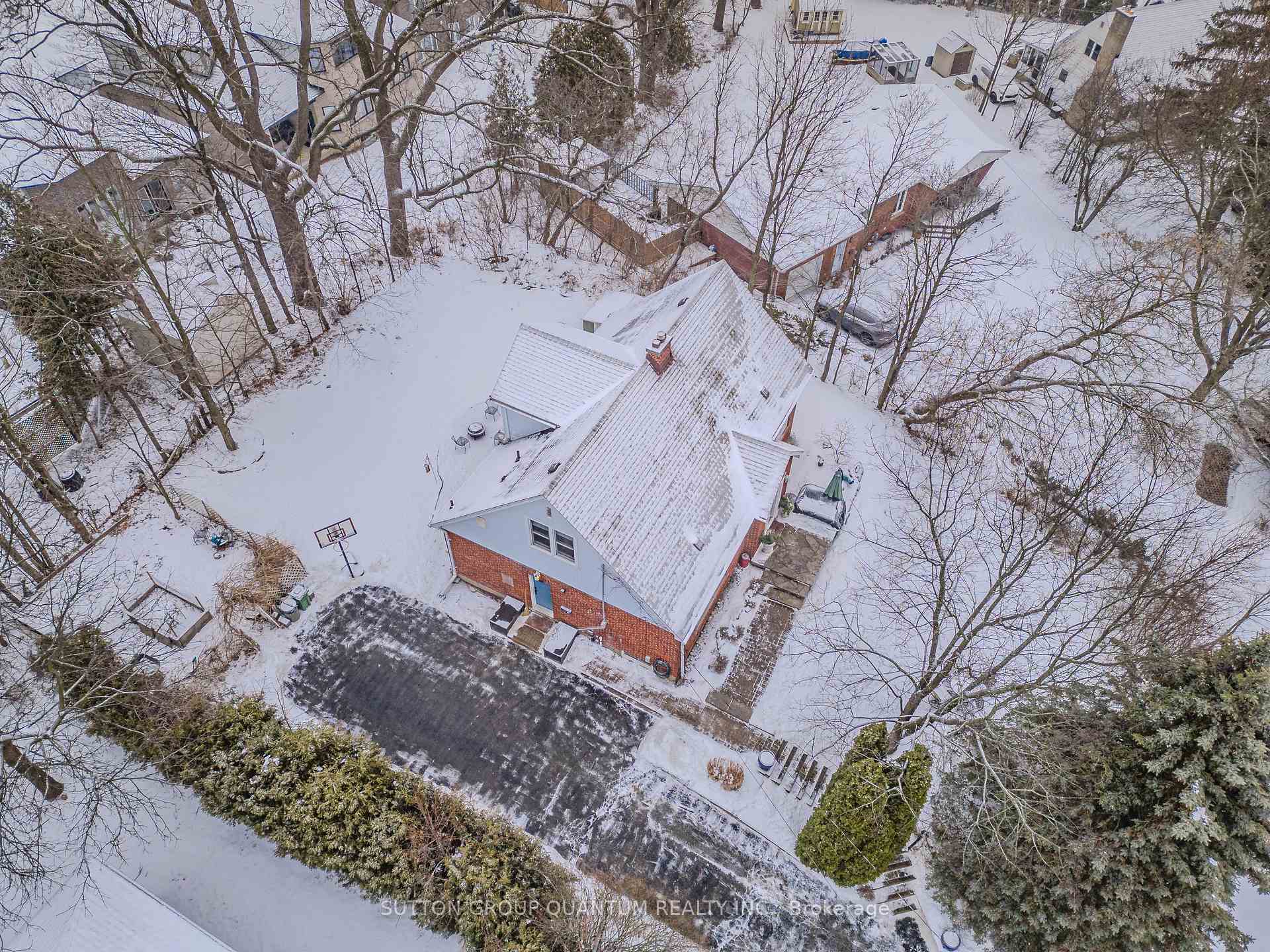 Photo 38 of 15 Mayfair Avenue, Hamilton, Dundas — HOMEH