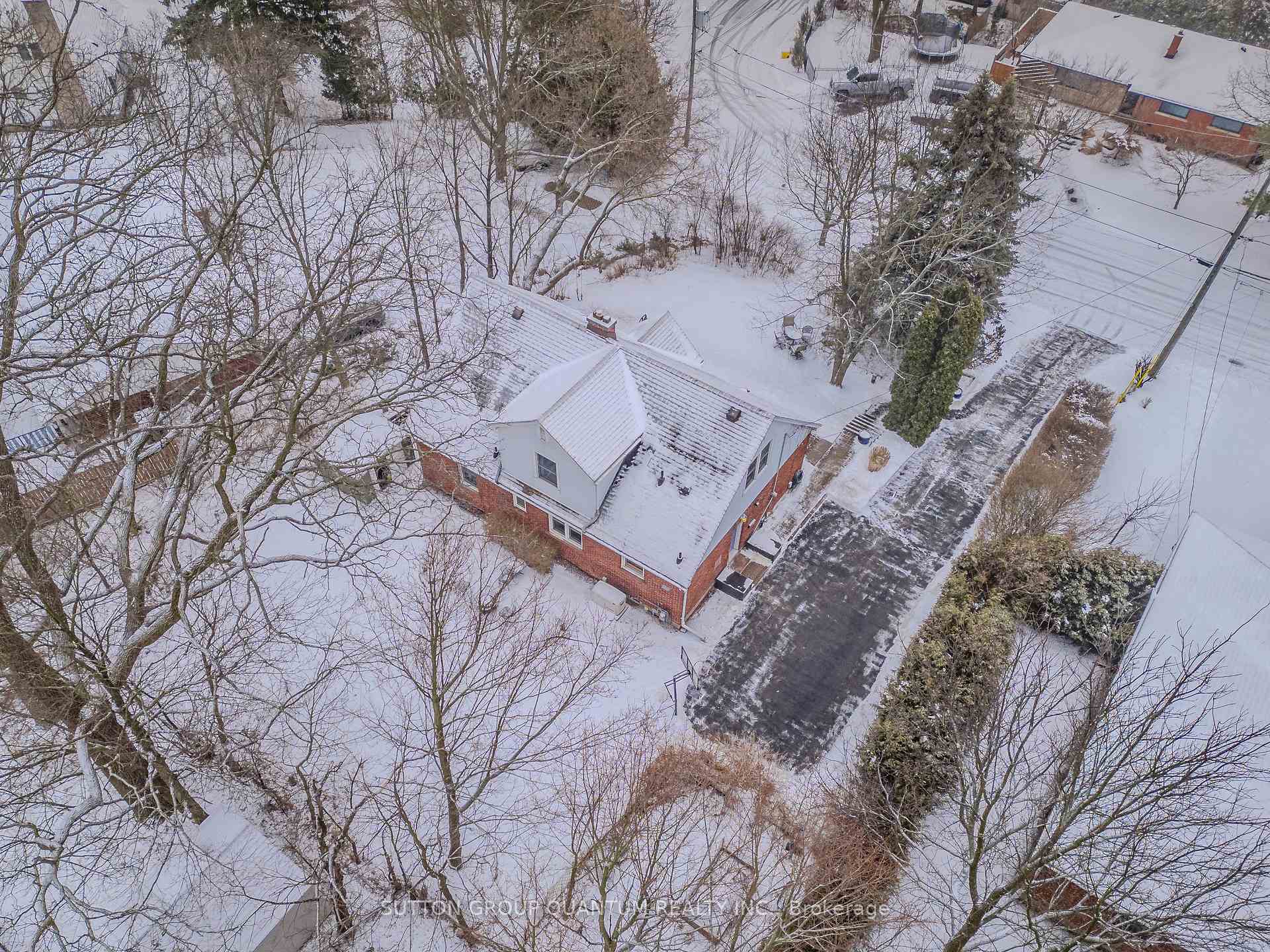 Photo 36 of 15 Mayfair Avenue, Hamilton, Dundas — HOMEH