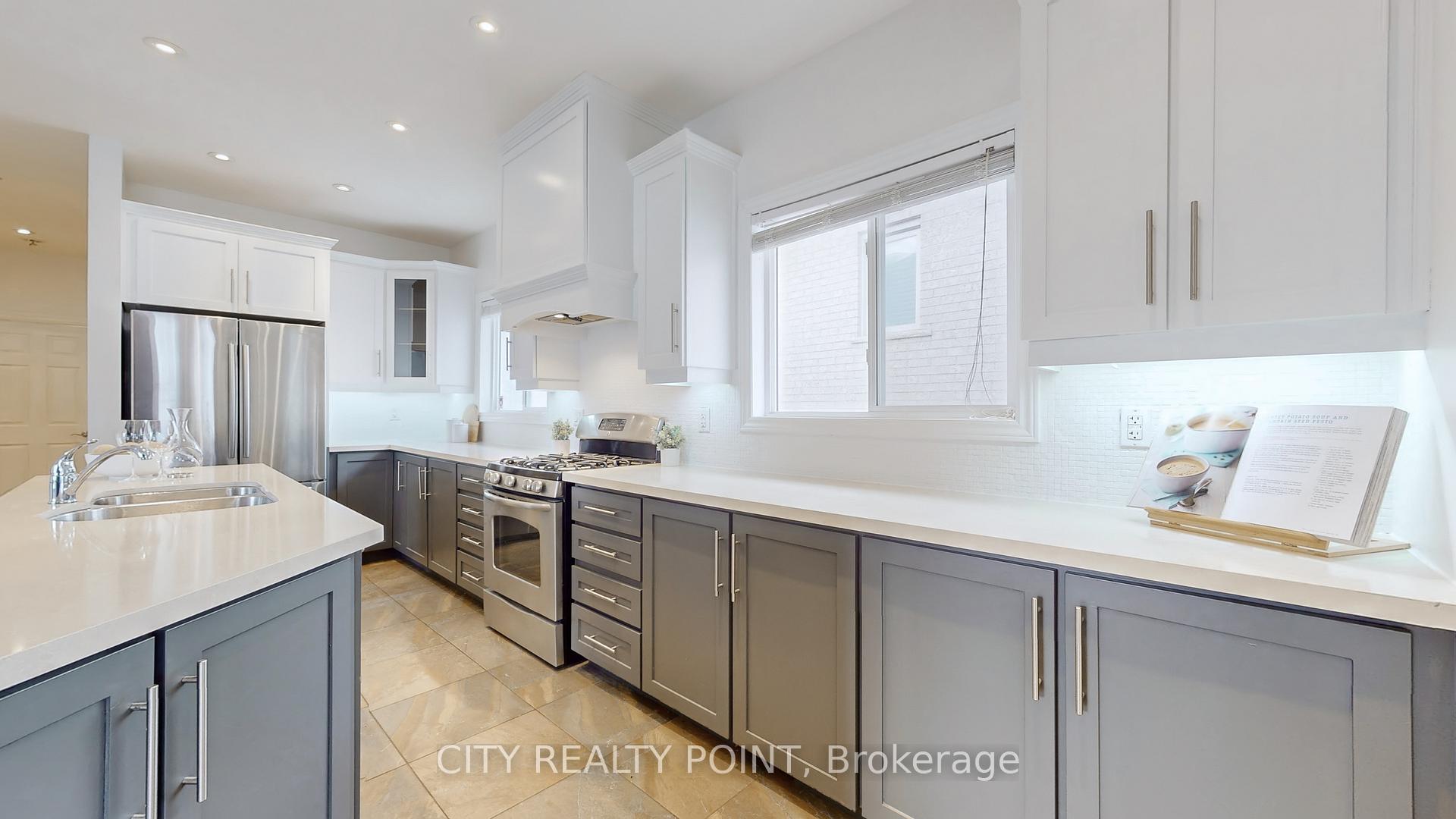 Photo 8 of 126 Clarence Street, Vaughan, West Woodbridge — HOMEH