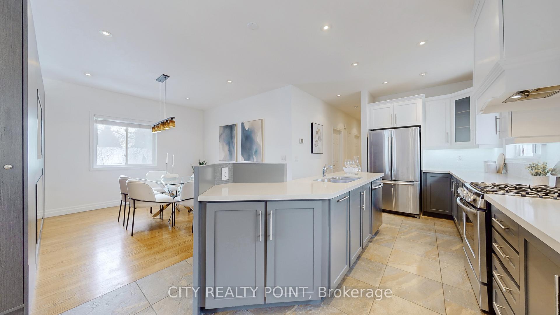 Photo 14 of 126 Clarence Street, Vaughan, West Woodbridge — HOMEH