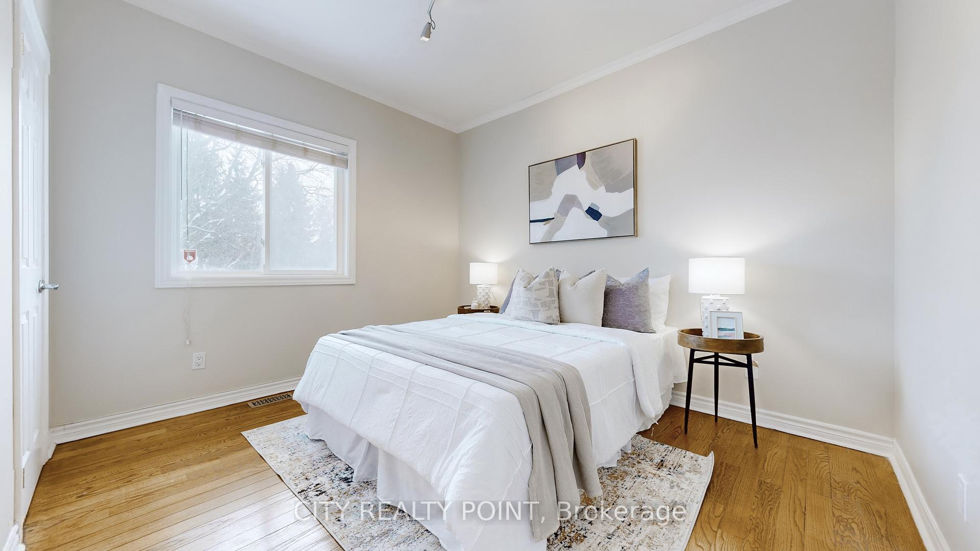 Photo 16 of 126 Clarence Street, Vaughan, West Woodbridge — HOMEH
