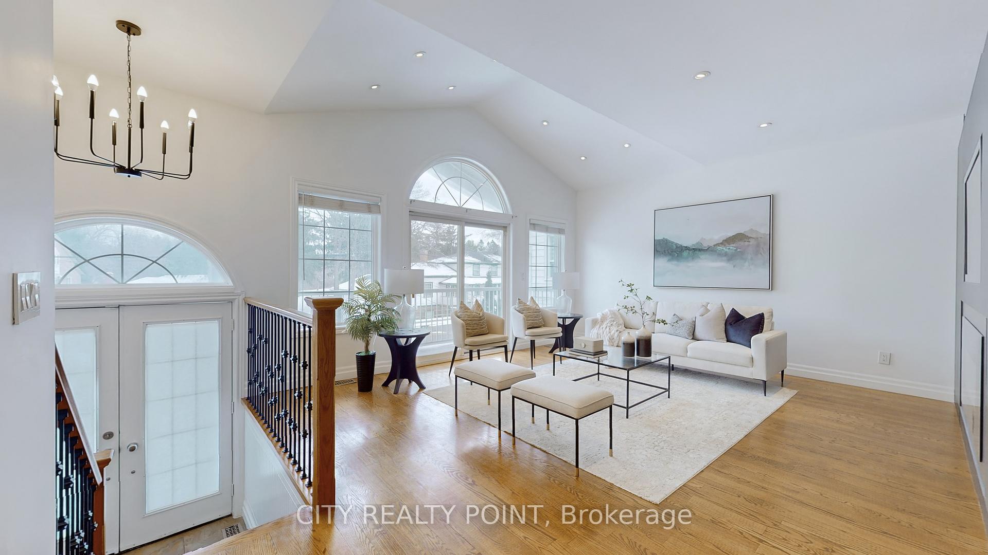 Photo 36 of 126 Clarence Street, Vaughan, West Woodbridge — HOMEH