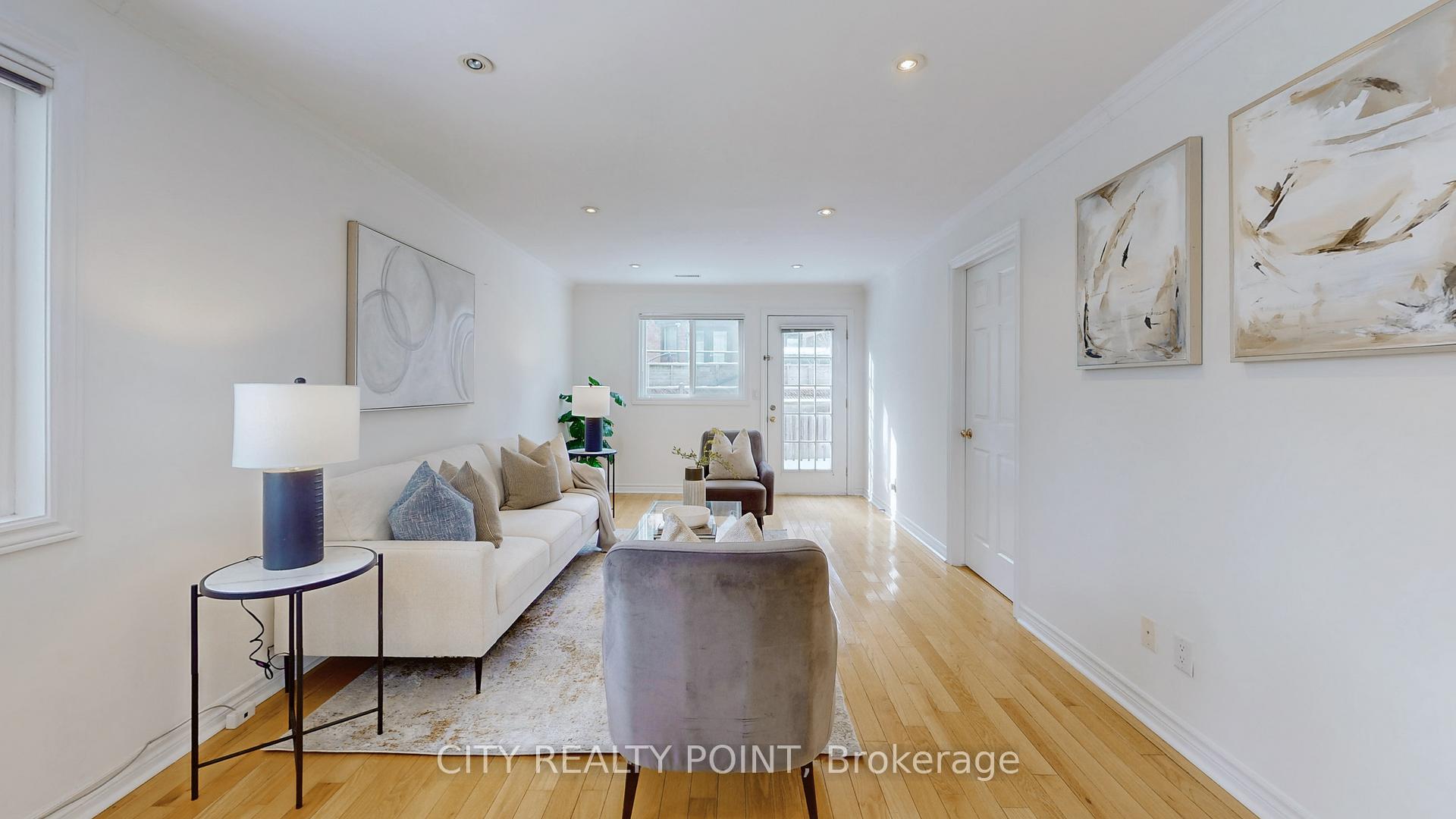 Photo 26 of 126 Clarence Street, Vaughan, West Woodbridge — HOMEH