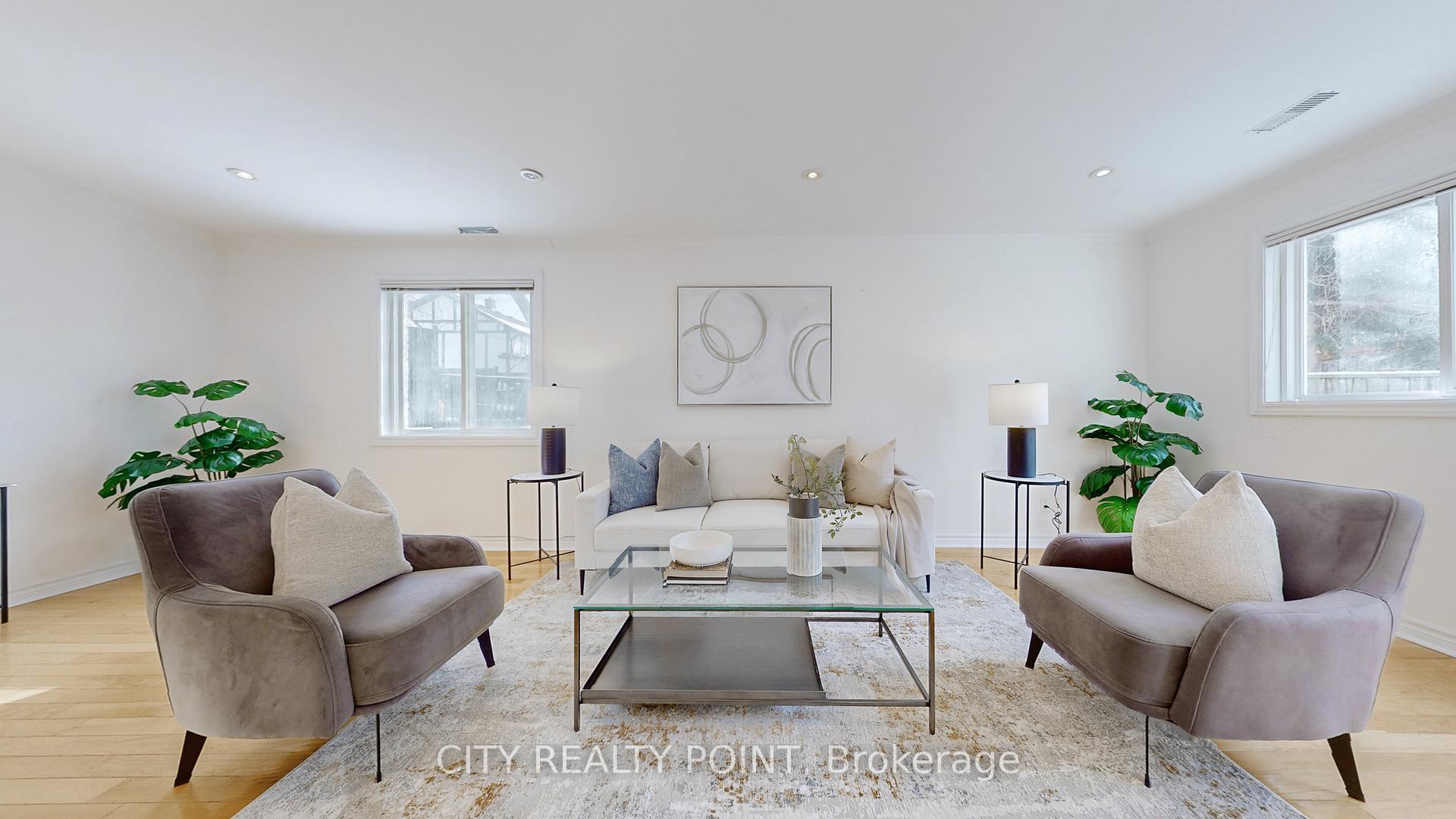 Photo 24 of 126 Clarence Street, Vaughan, West Woodbridge — HOMEH