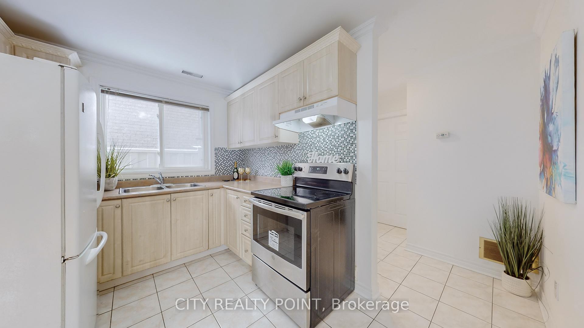 Photo 31 of 126 Clarence Street, Vaughan, West Woodbridge — HOMEH