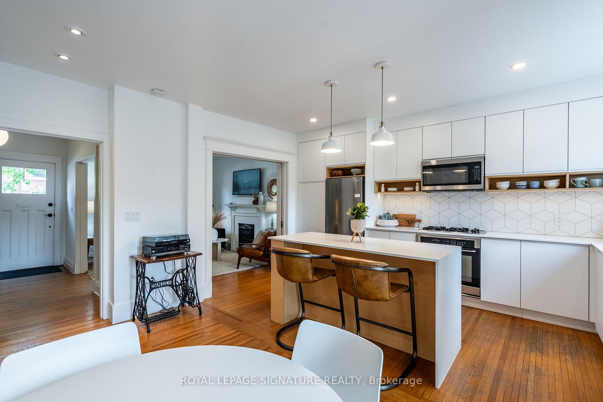 Photo 11 of 409 Herkimer Street, Hamilton, Kirkendall — HOMEH