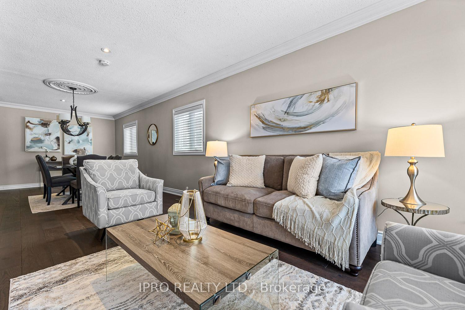 Photo 13 of 69 Fountainbridge Drive, Caledon, Bolton East — HOMEH