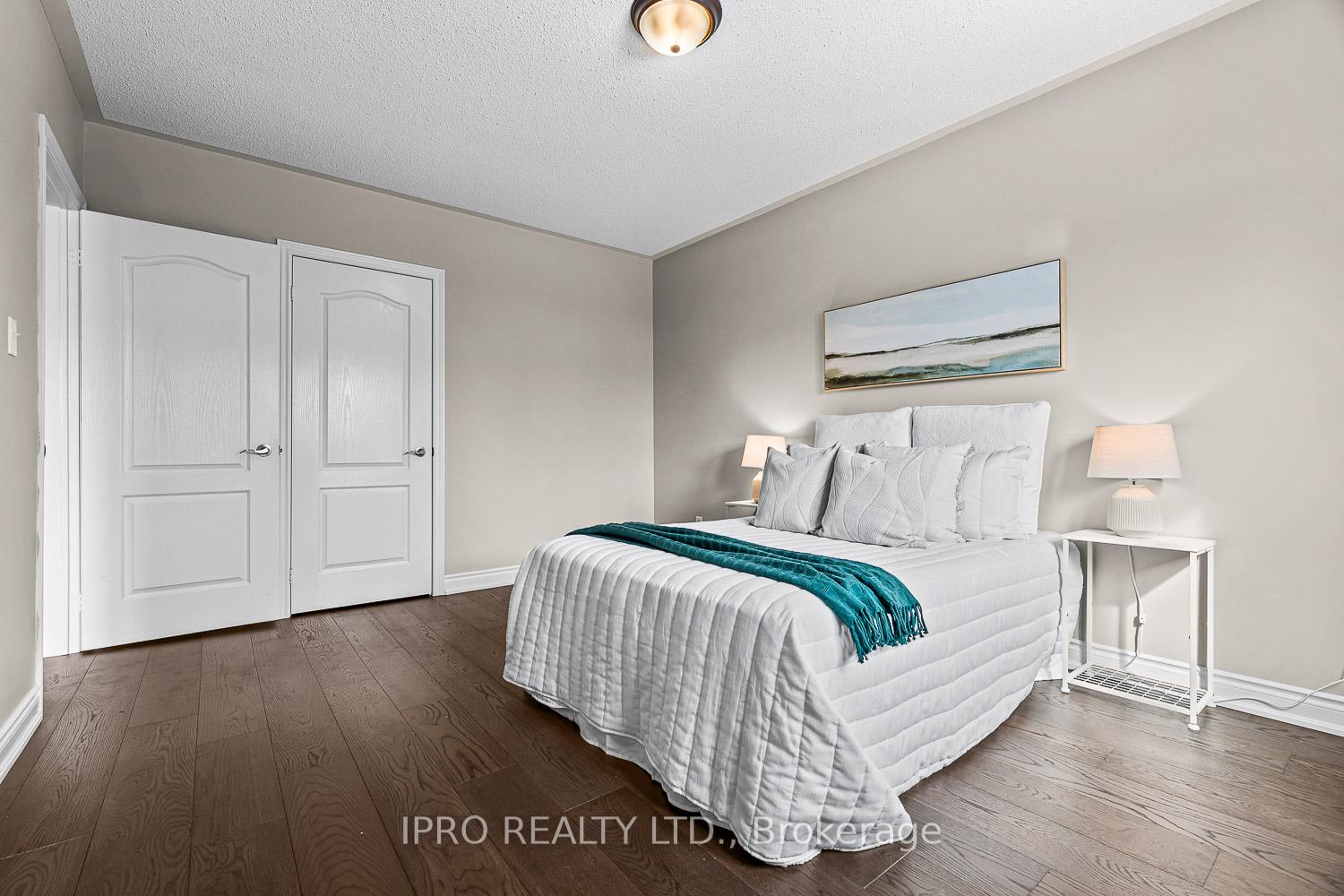 Photo 3 of 69 Fountainbridge Drive, Caledon, Bolton East — HOMEH
