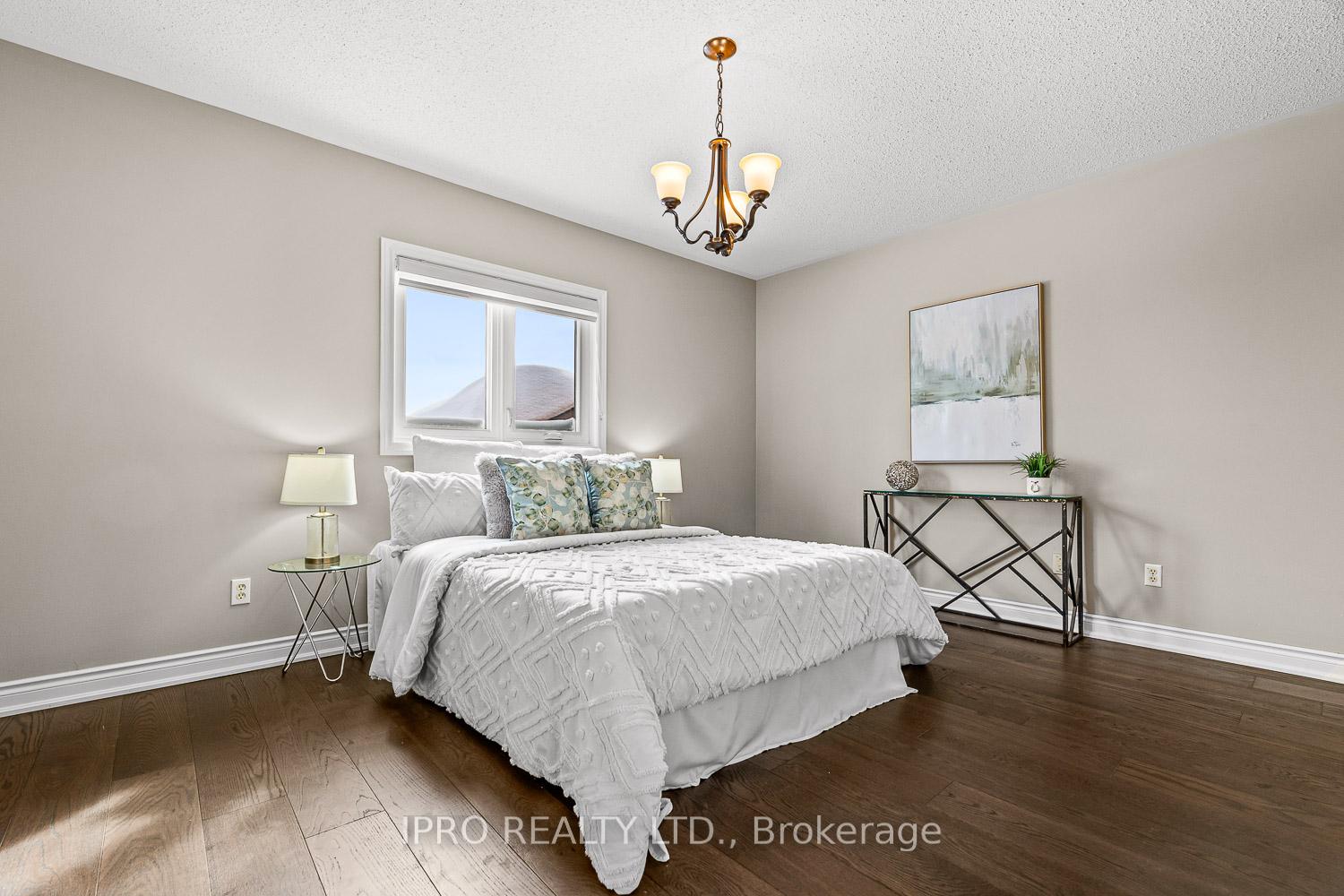 Photo 22 of 69 Fountainbridge Drive, Caledon, Bolton East — HOMEH