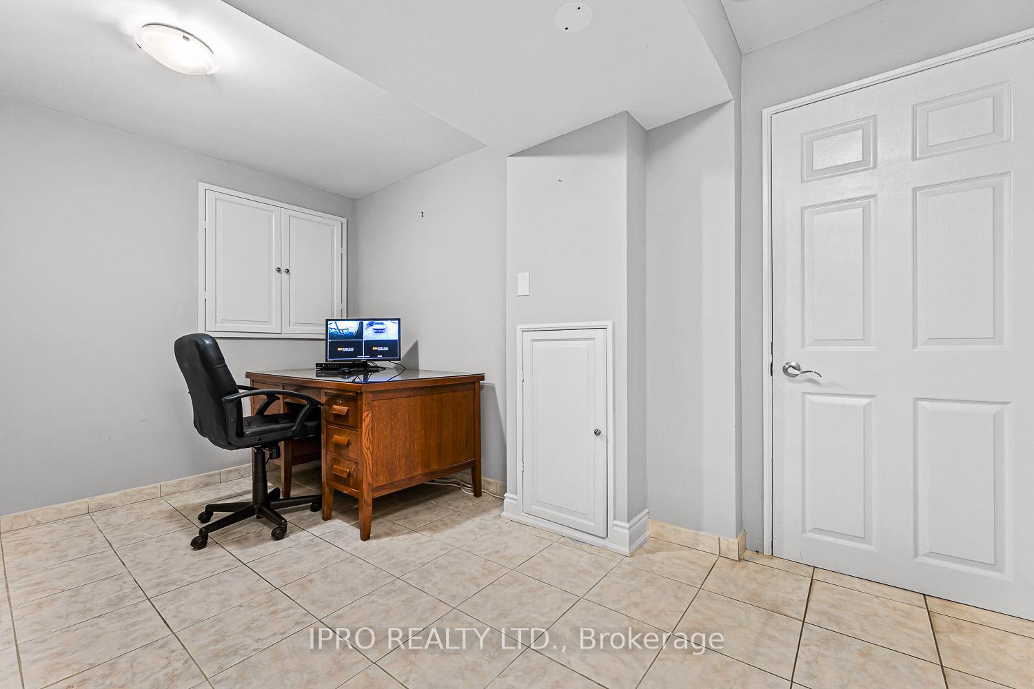 Photo 15 of 69 Fountainbridge Drive, Caledon, Bolton East — HOMEH