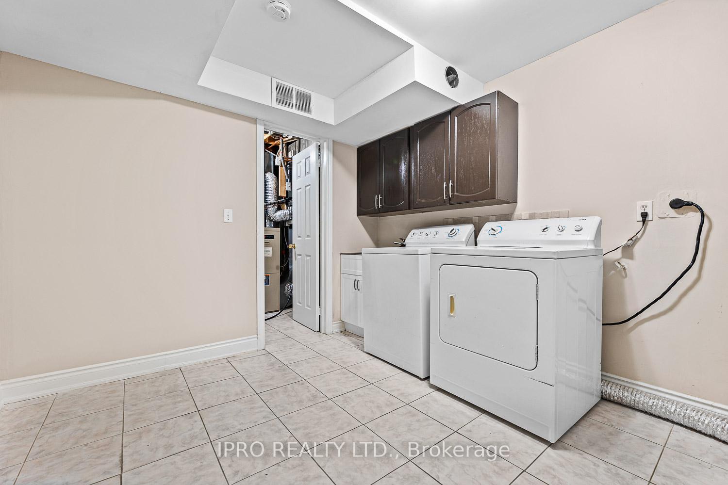 Photo 34 of 69 Fountainbridge Drive, Caledon, Bolton East — HOMEH