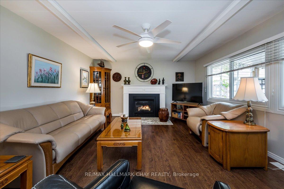 Photo 5 of 2 Cedar Grove, Innisfil, Alcona — HOMEH