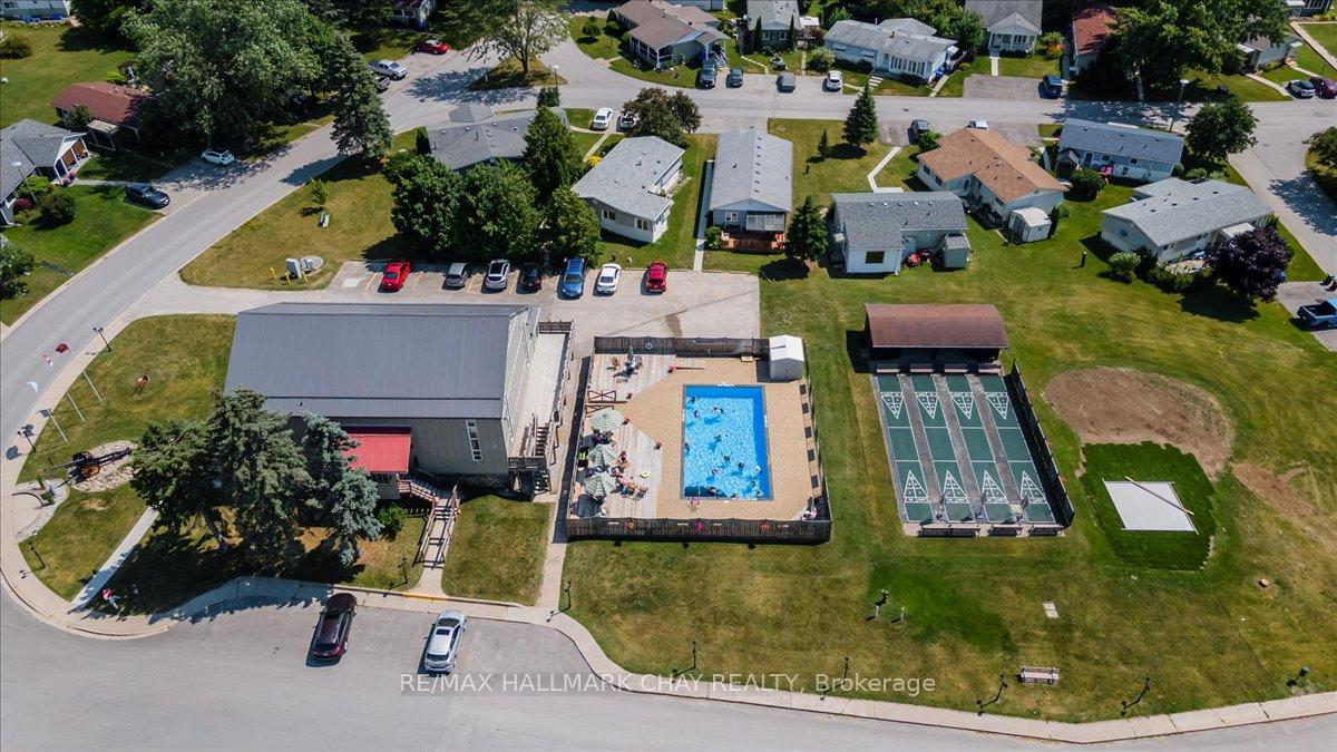 Photo 26 of 2 Cedar Grove, Innisfil, Alcona — HOMEH