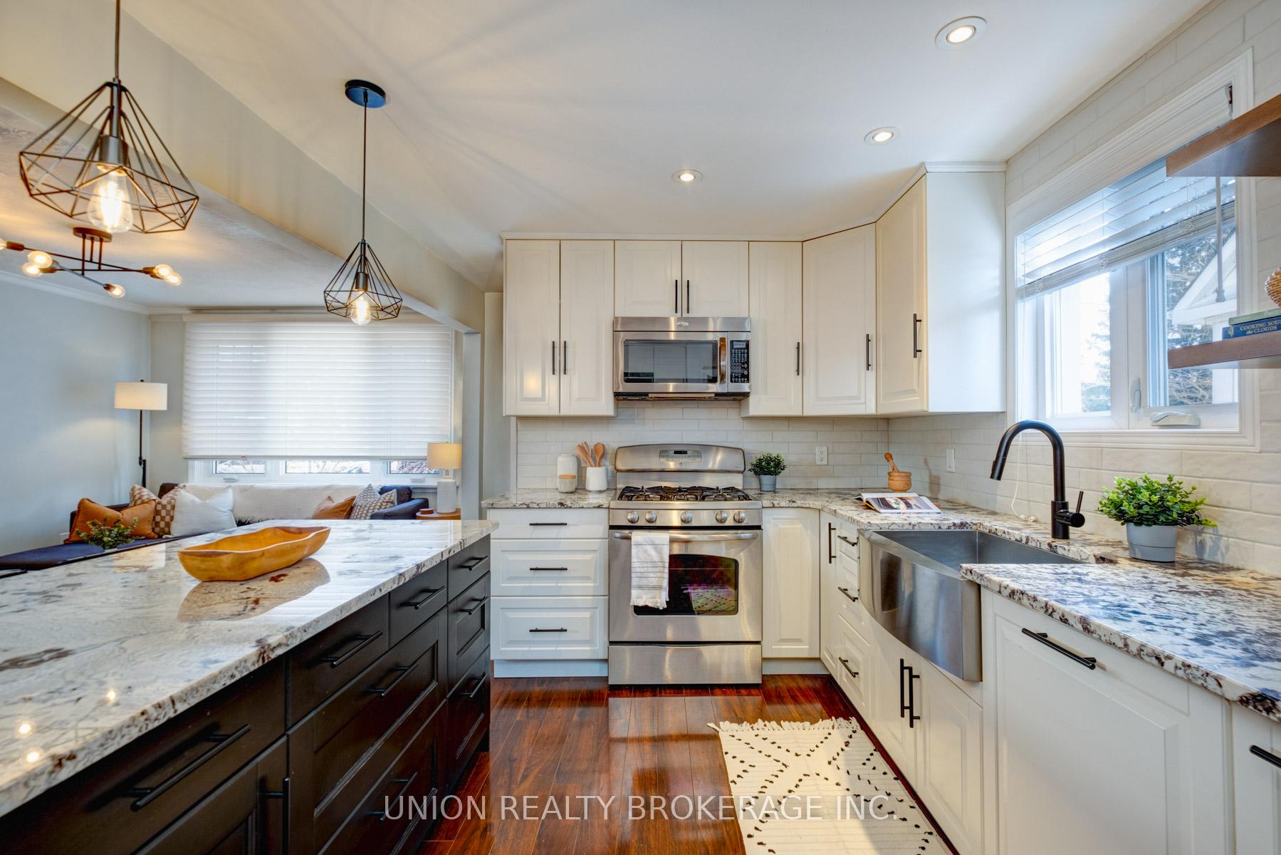 Photo 35 of 76 Gradwell Drive, Scarborough, Cliffcrest — HOMEH