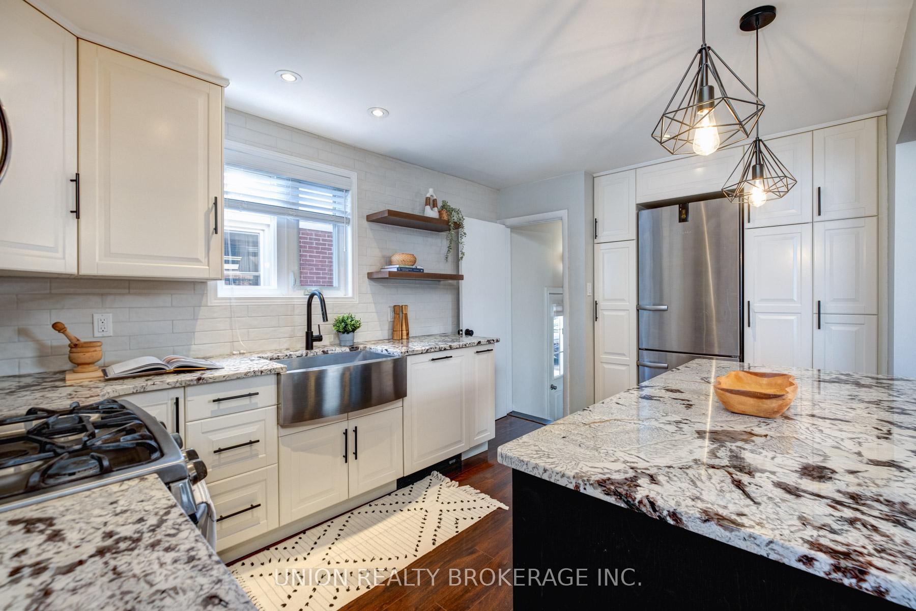 Photo 5 of 76 Gradwell Drive, Scarborough, Cliffcrest — HOMEH