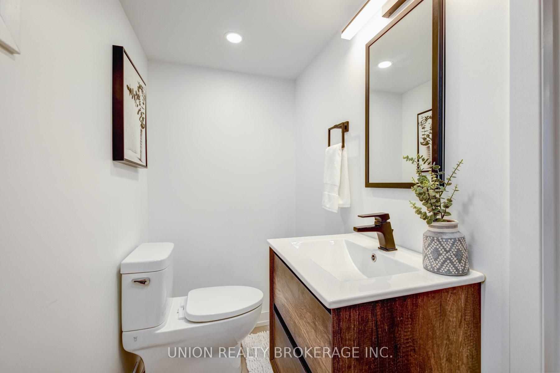 Photo 15 of 76 Gradwell Drive, Scarborough, Cliffcrest — HOMEH
