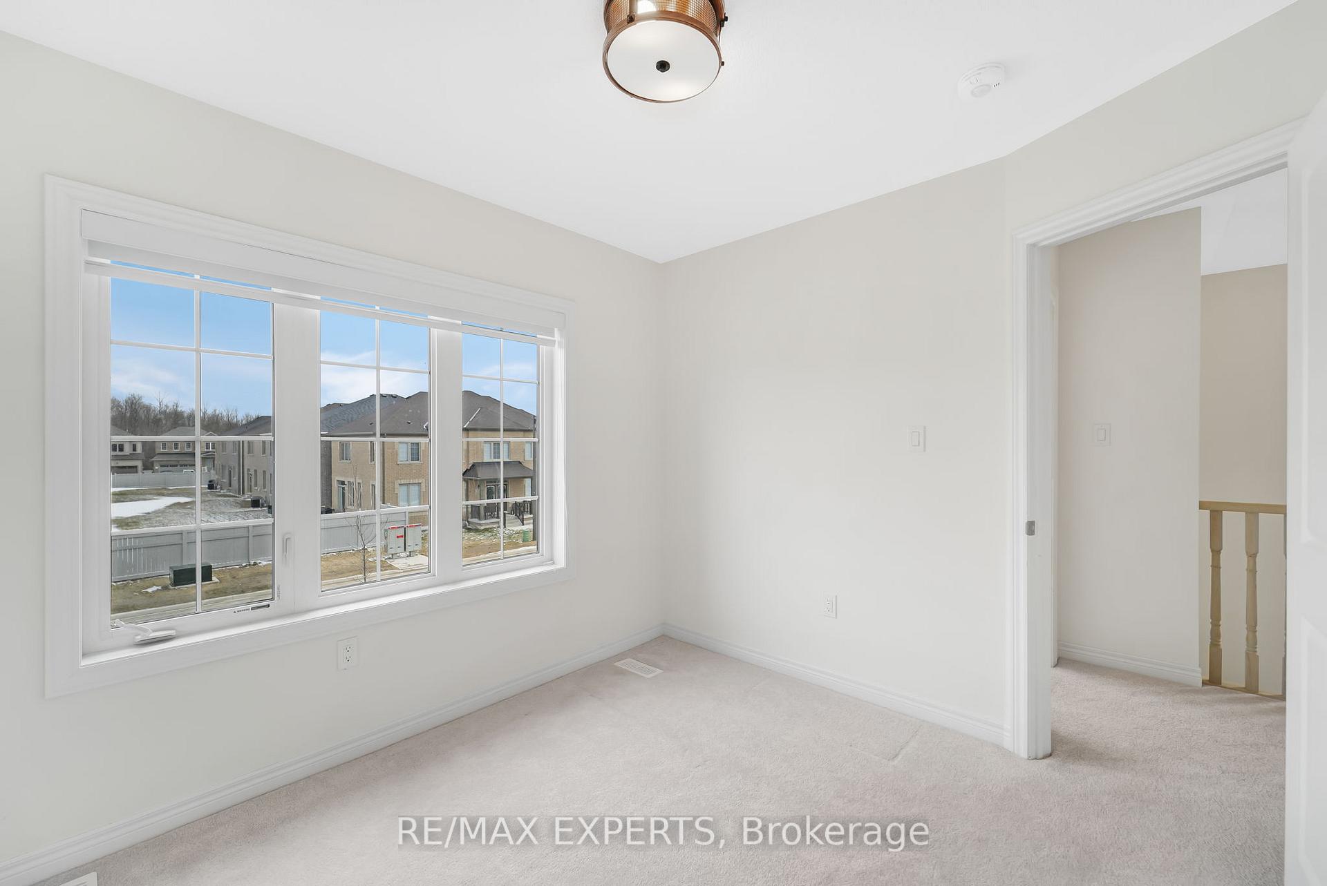 Photo 23 of 440 Black Cherry Crescent, Shelburne — HOMEH