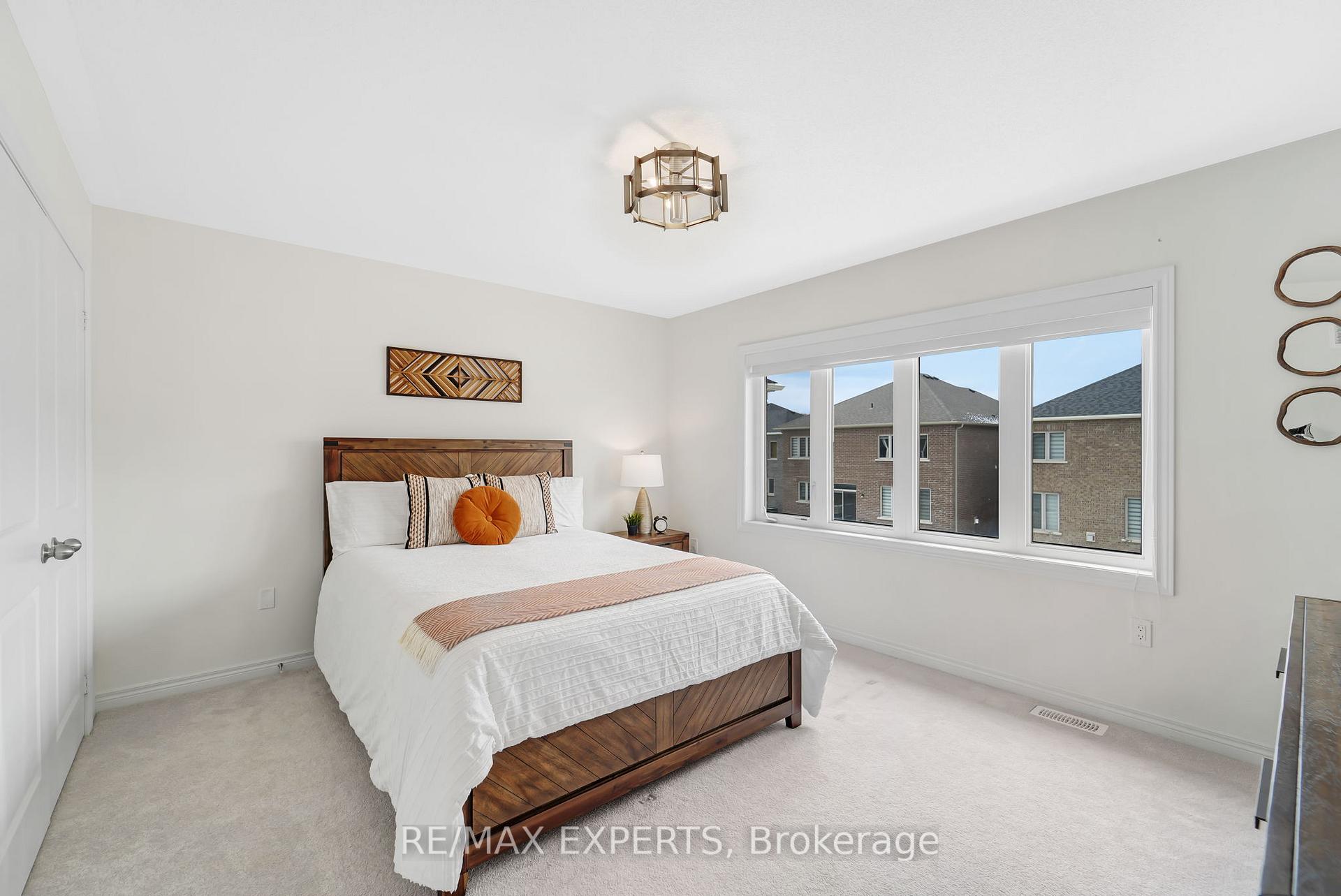 Photo 13 of 440 Black Cherry Crescent, Shelburne — HOMEH