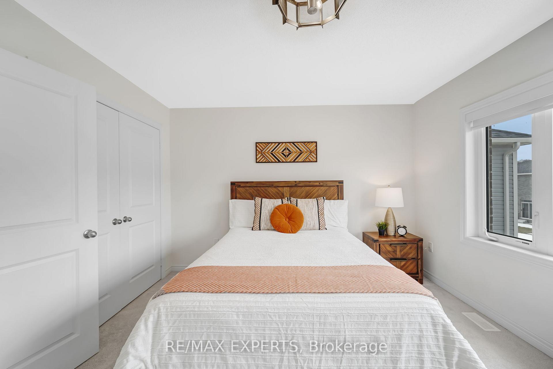 Photo 25 of 440 Black Cherry Crescent, Shelburne — HOMEH