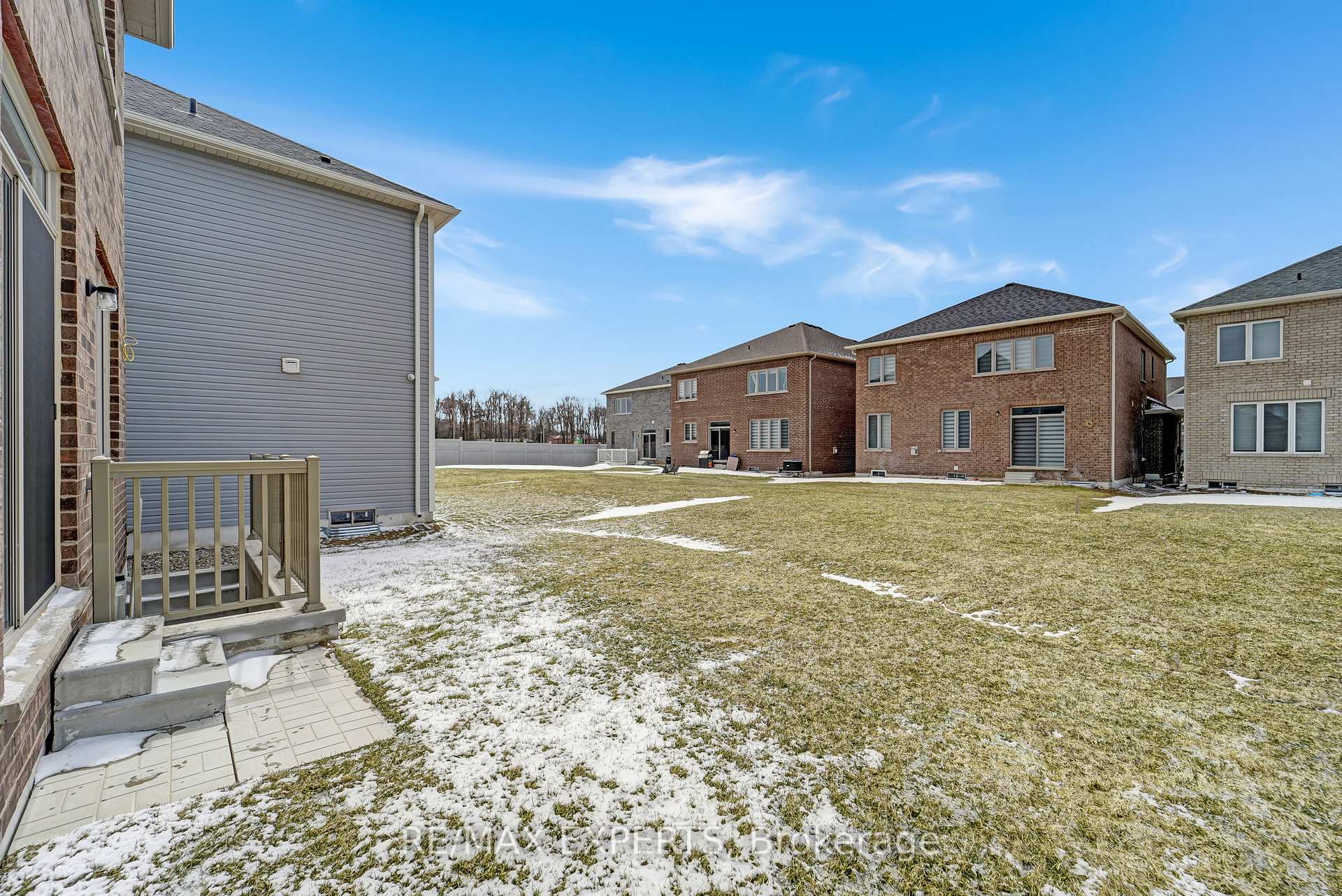 Photo 37 of 440 Black Cherry Crescent, Shelburne — HOMEH