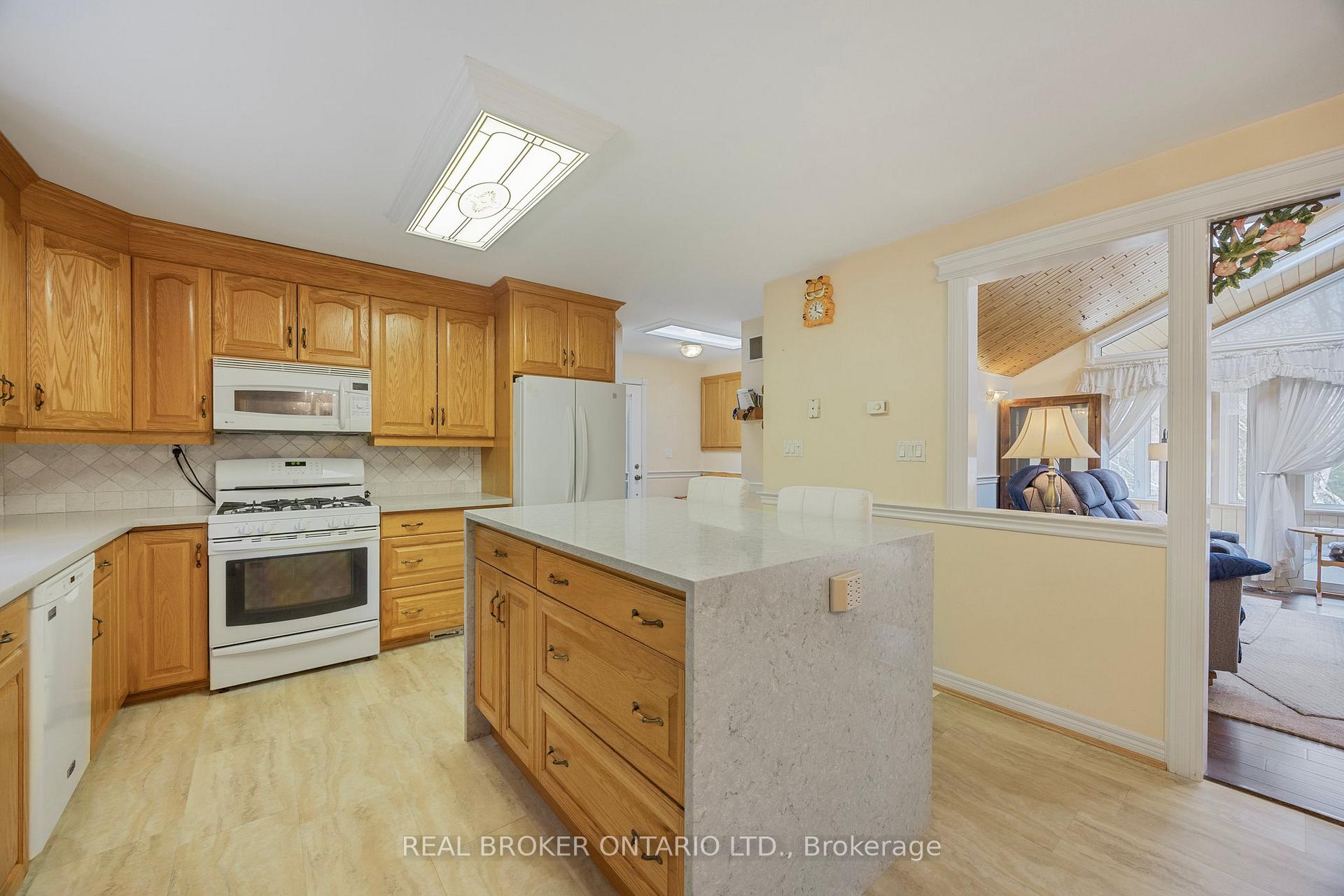Photo 5 of 54 Carters Landing Road, Seguin — HOMEH