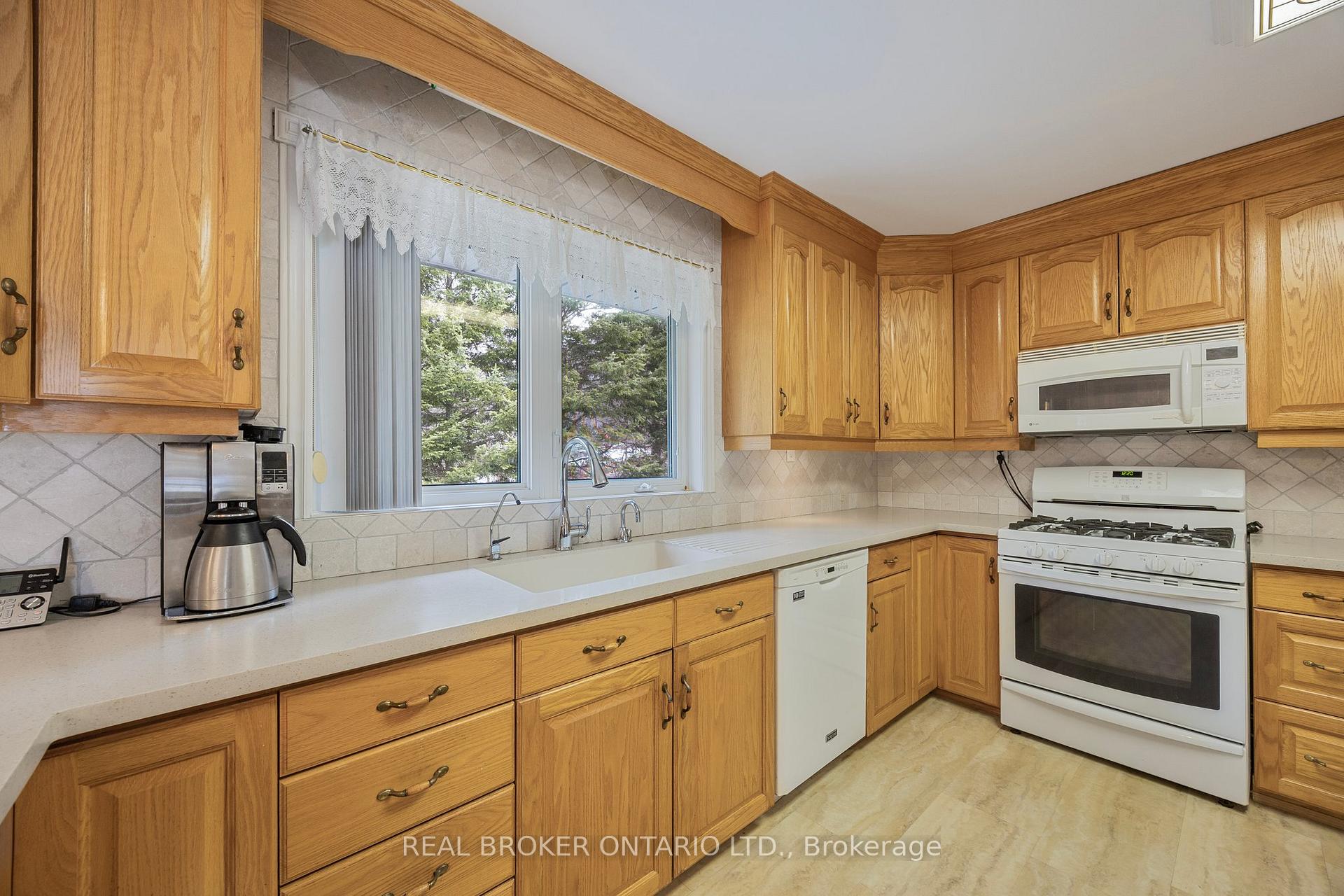 Photo 13 of 54 Carters Landing Road, Seguin — HOMEH