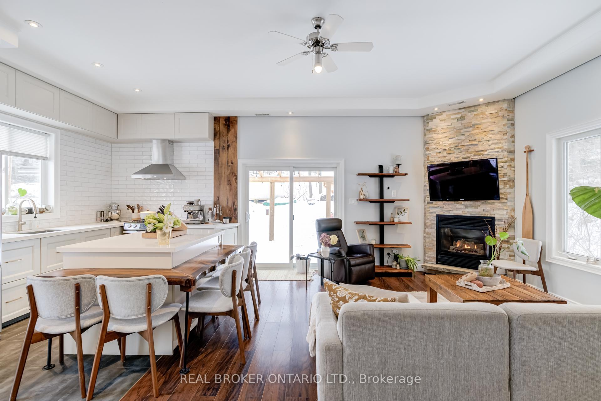 Photo 2 of 29 Old Pavillion Road, Caledon, Cheltenham — HOMEH