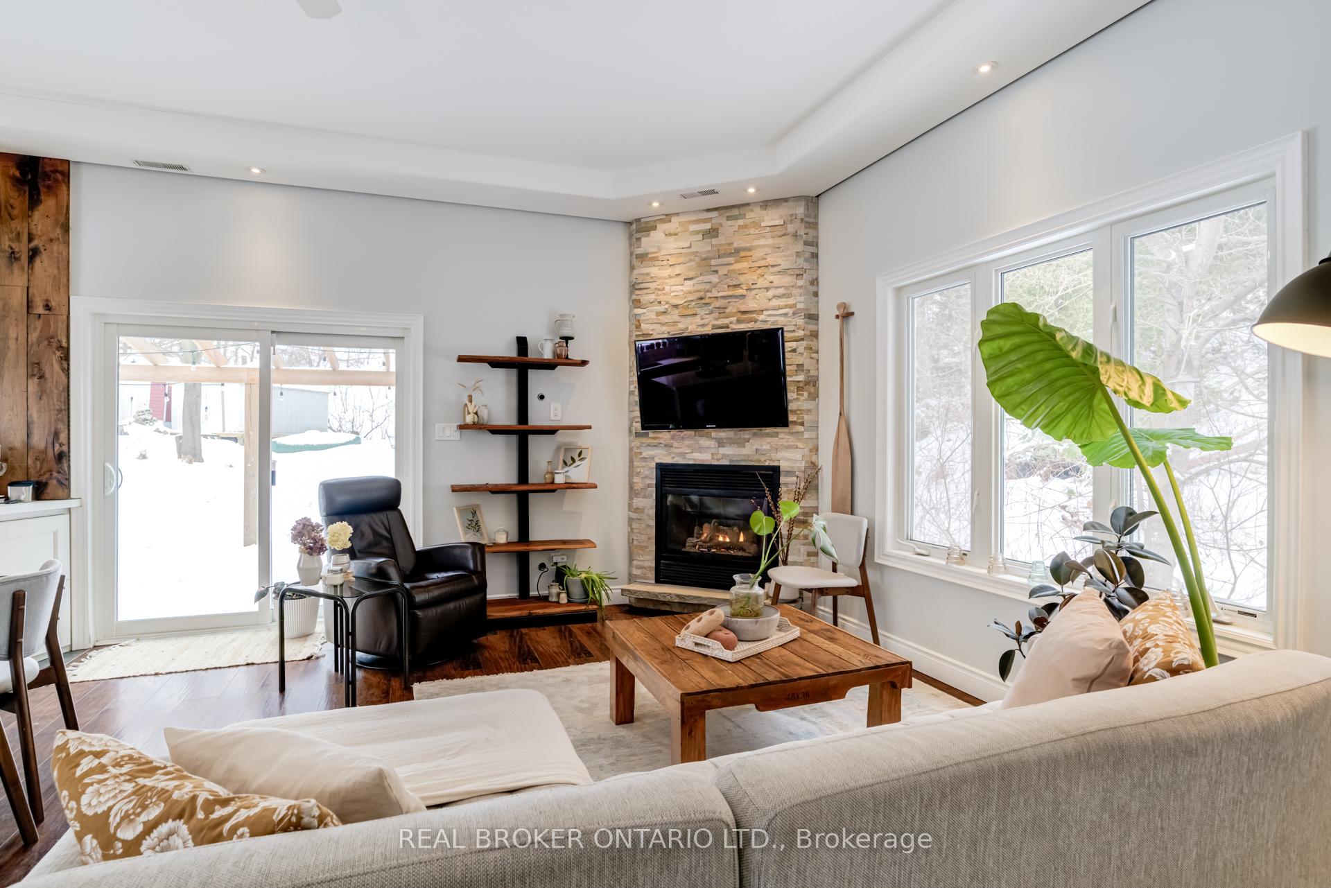 Photo 32 of 29 Old Pavillion Road, Caledon, Cheltenham — HOMEH