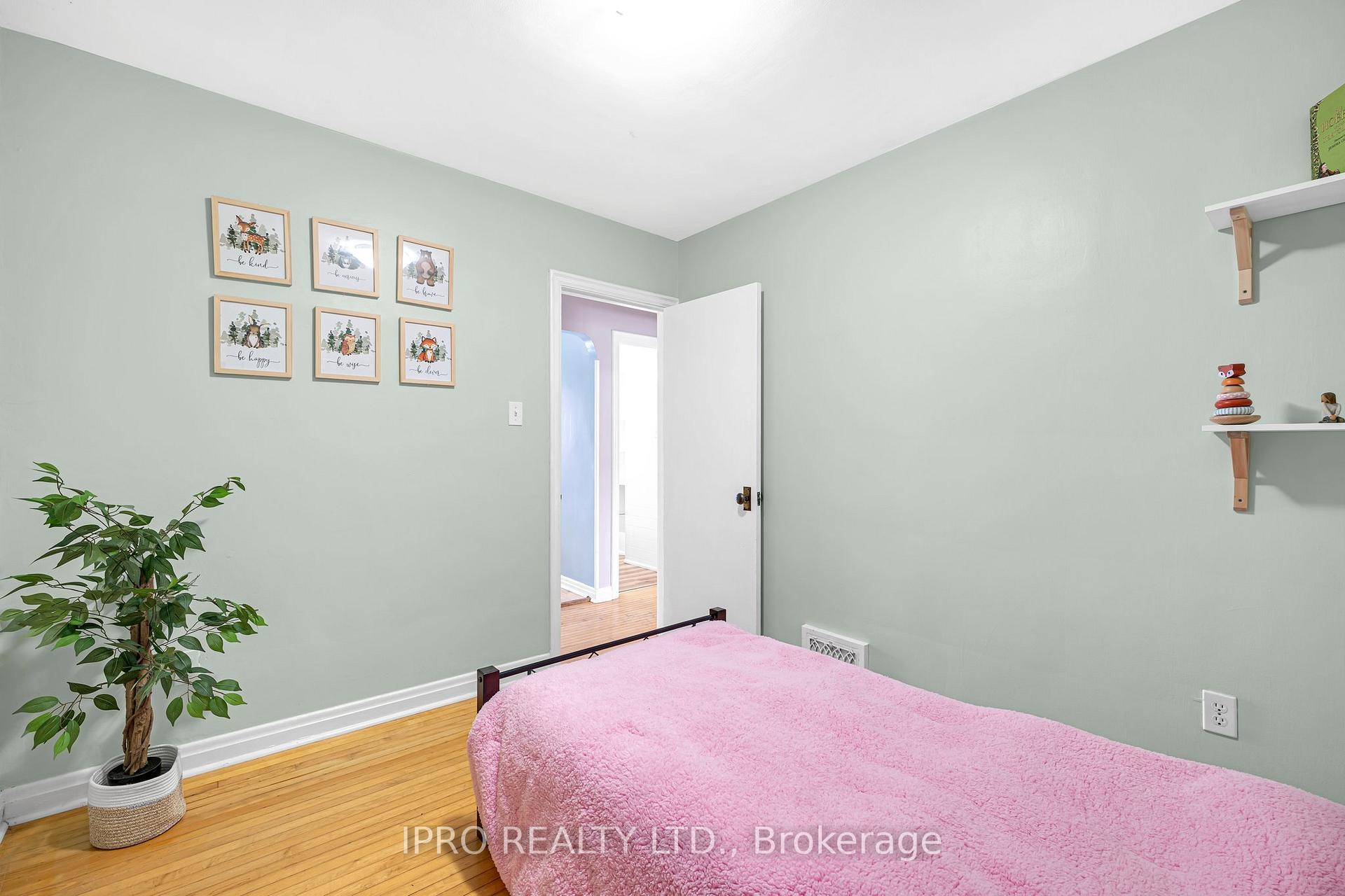 Photo 19 of 179 Bond Street N, Hamilton, Westdale — HOMEH