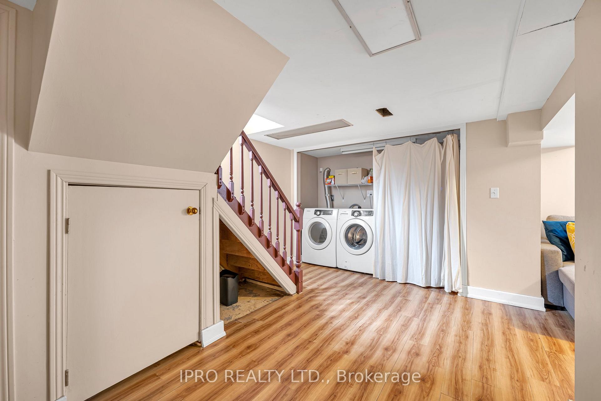 Photo 35 of 179 Bond Street N, Hamilton, Westdale — HOMEH