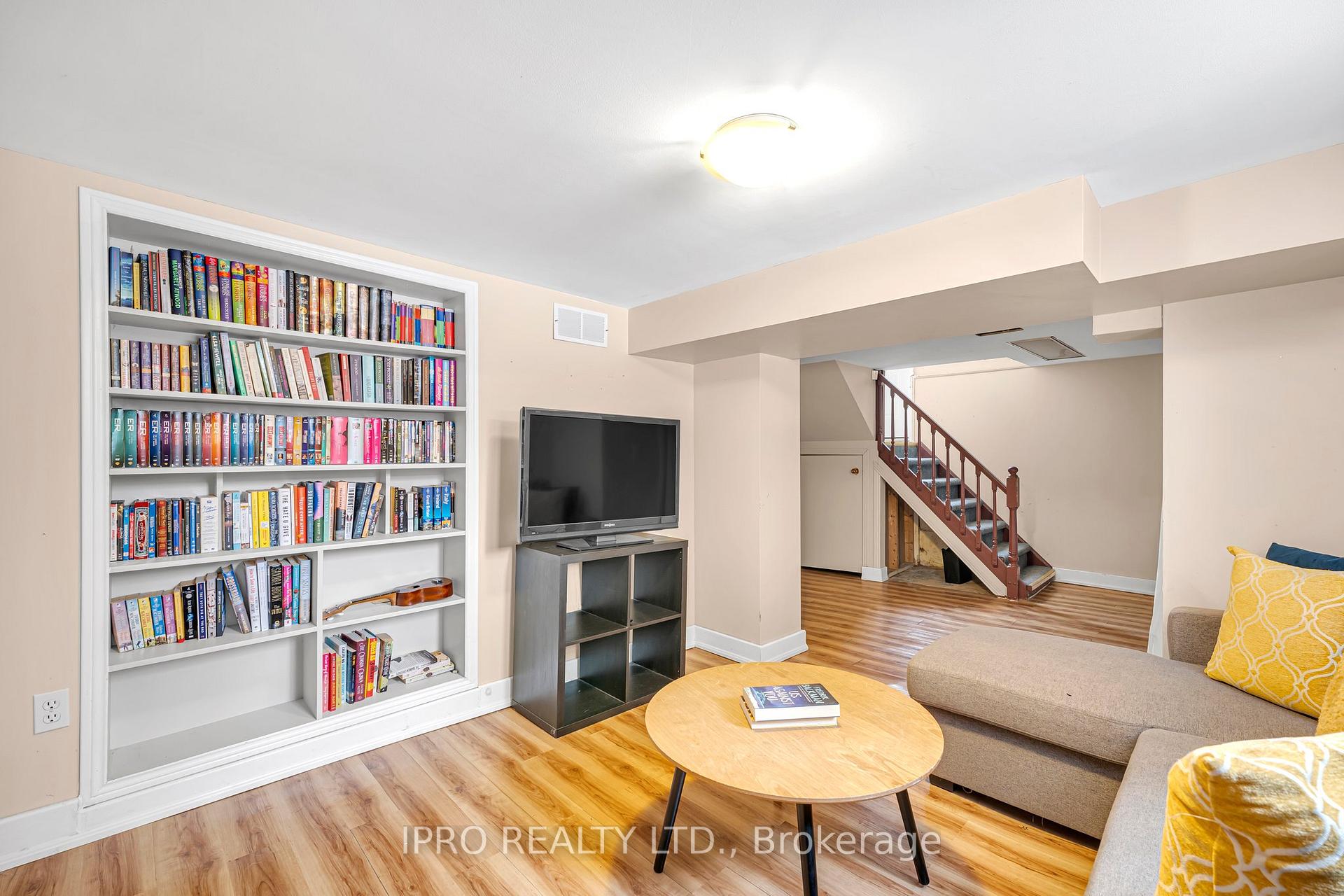 Photo 24 of 179 Bond Street N, Hamilton, Westdale — HOMEH