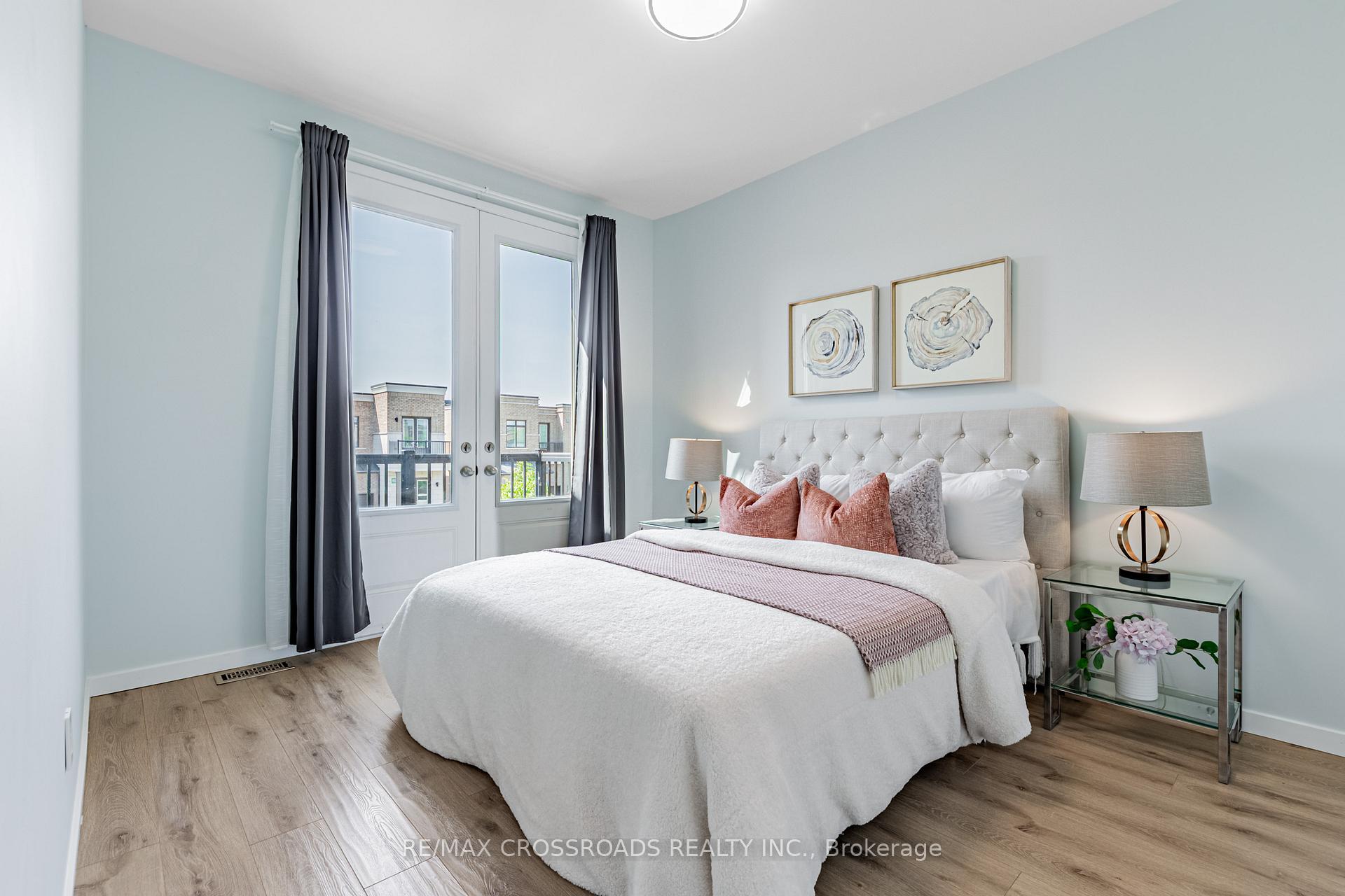 Photo 16 of 192 Elyse Court, Aurora, Bayview Northeast — HOMEH