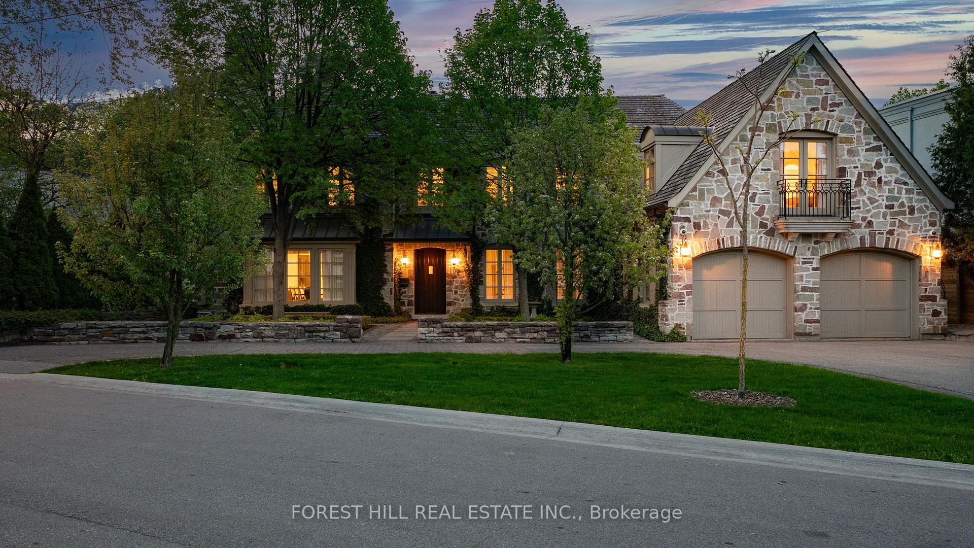 Photo 6 of 102 Sandringham Drive, Toronto, Lawrence Park North — HOMEH