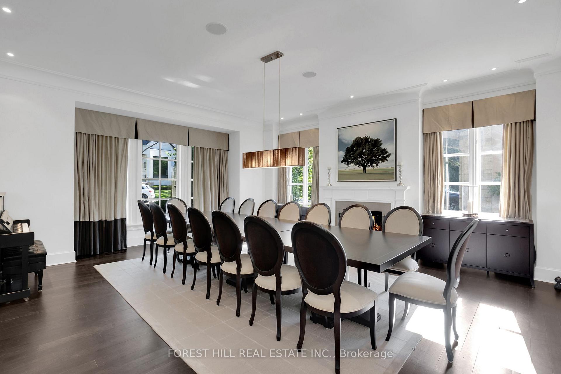 Photo 4 of 102 Sandringham Drive, Toronto, Lawrence Park North — HOMEH