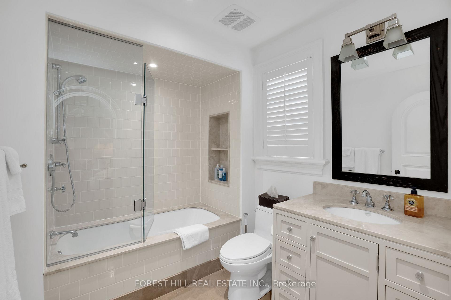Photo 34 of 102 Sandringham Drive, Toronto, Lawrence Park North — HOMEH